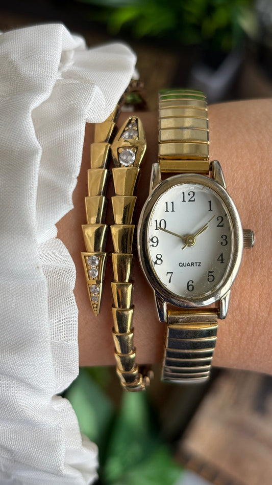 Vintage Oval Face Watch in Gold Tone Stretch Band
