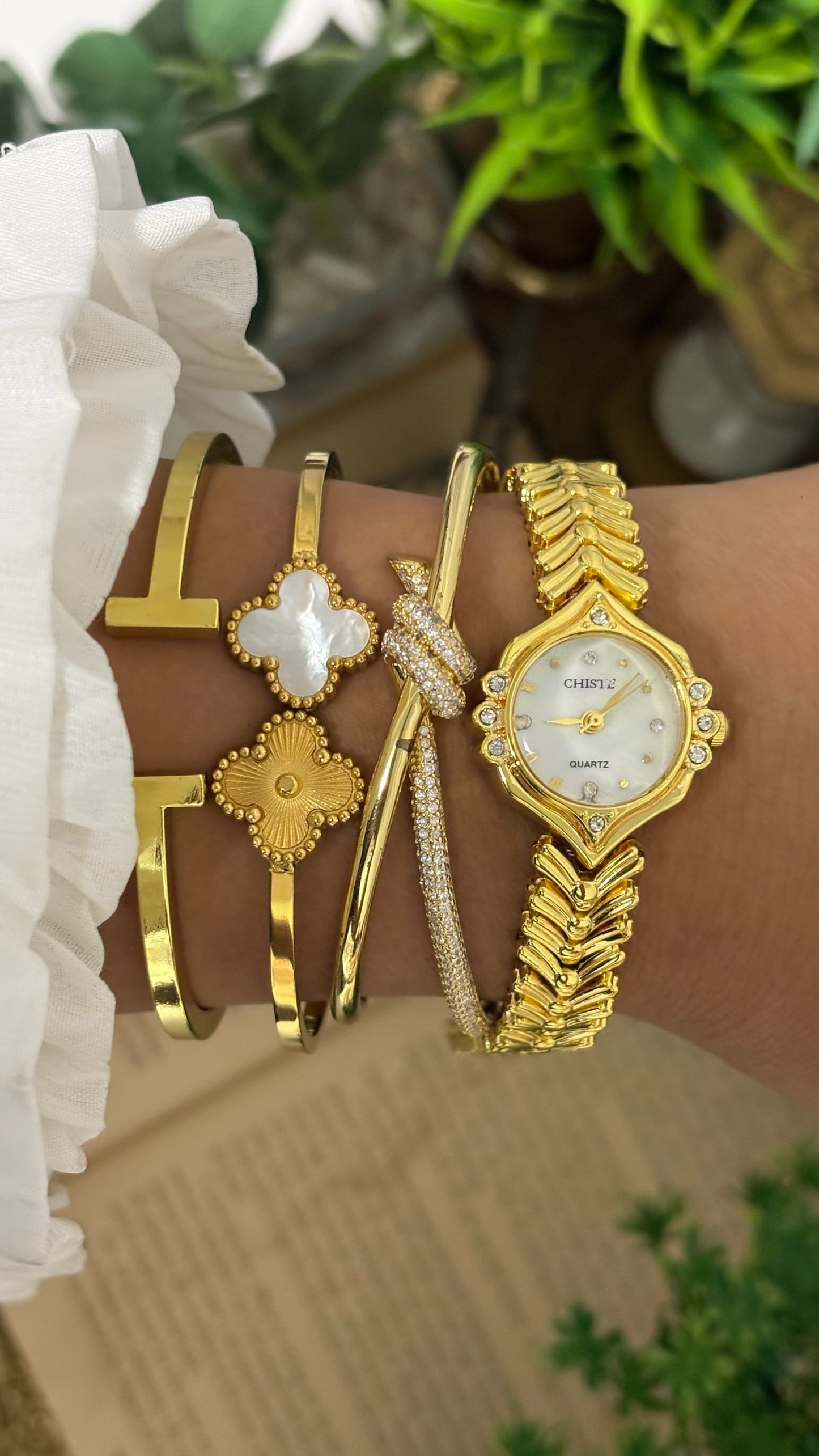Vintage Chiste Mother of Pearl Dial Chevron Watch in Gold Tone Quartz