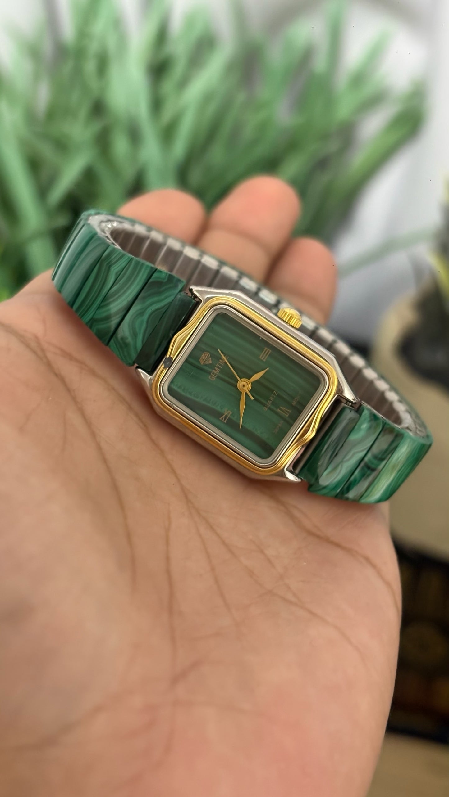 Vintage GemTime Malachite Expandable Watch in Gold Tone Quartz
