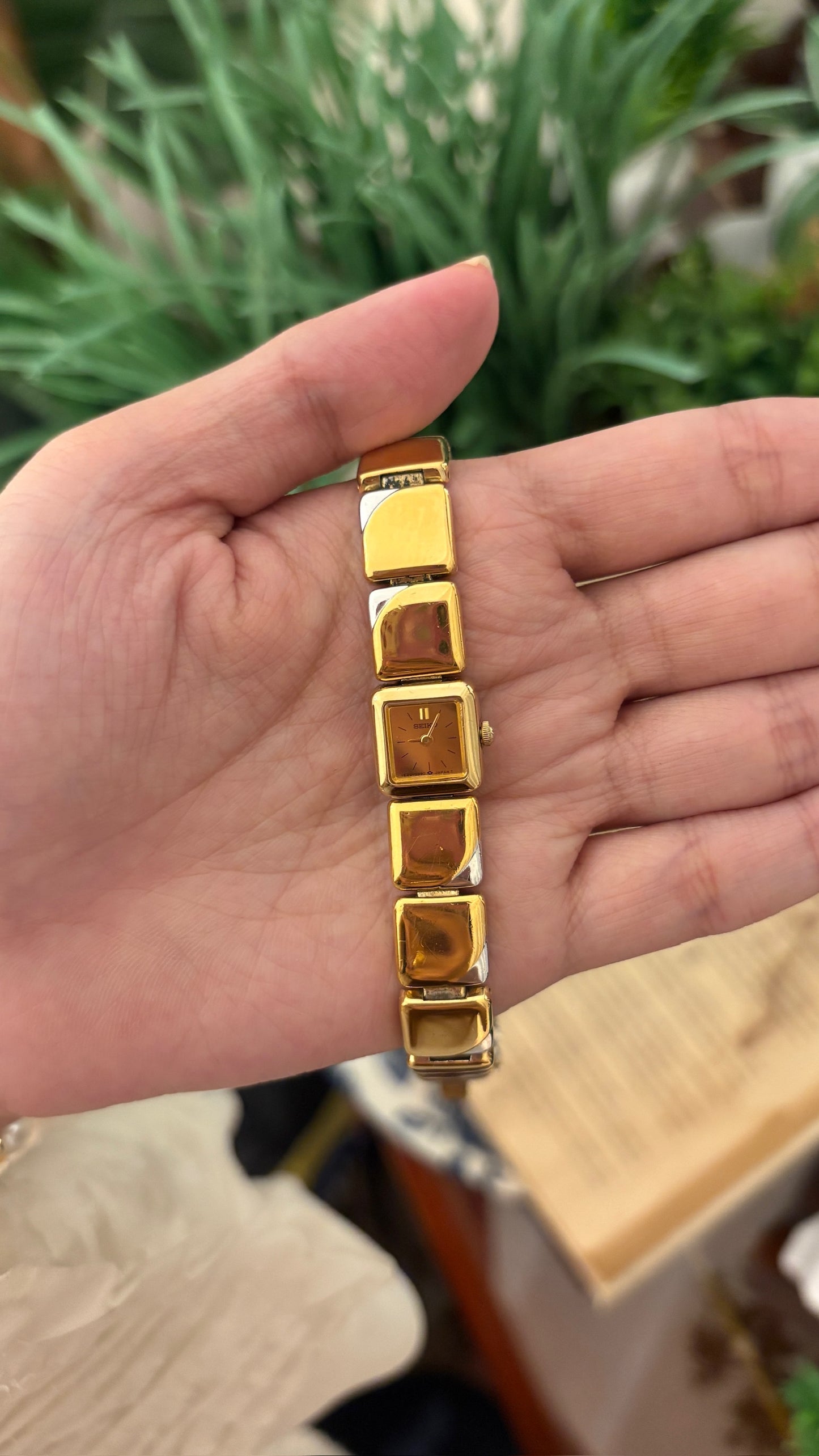 Extremely Rare Boxed Dainty Vintage Seiko Pendant Face Bracelet Watch in Gold Tone Quartz