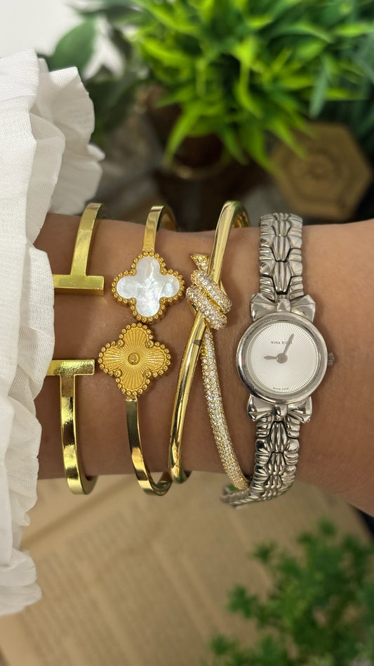 Rare Vintage Nina Ricci Coquette Watch in Silver Tone Quartz