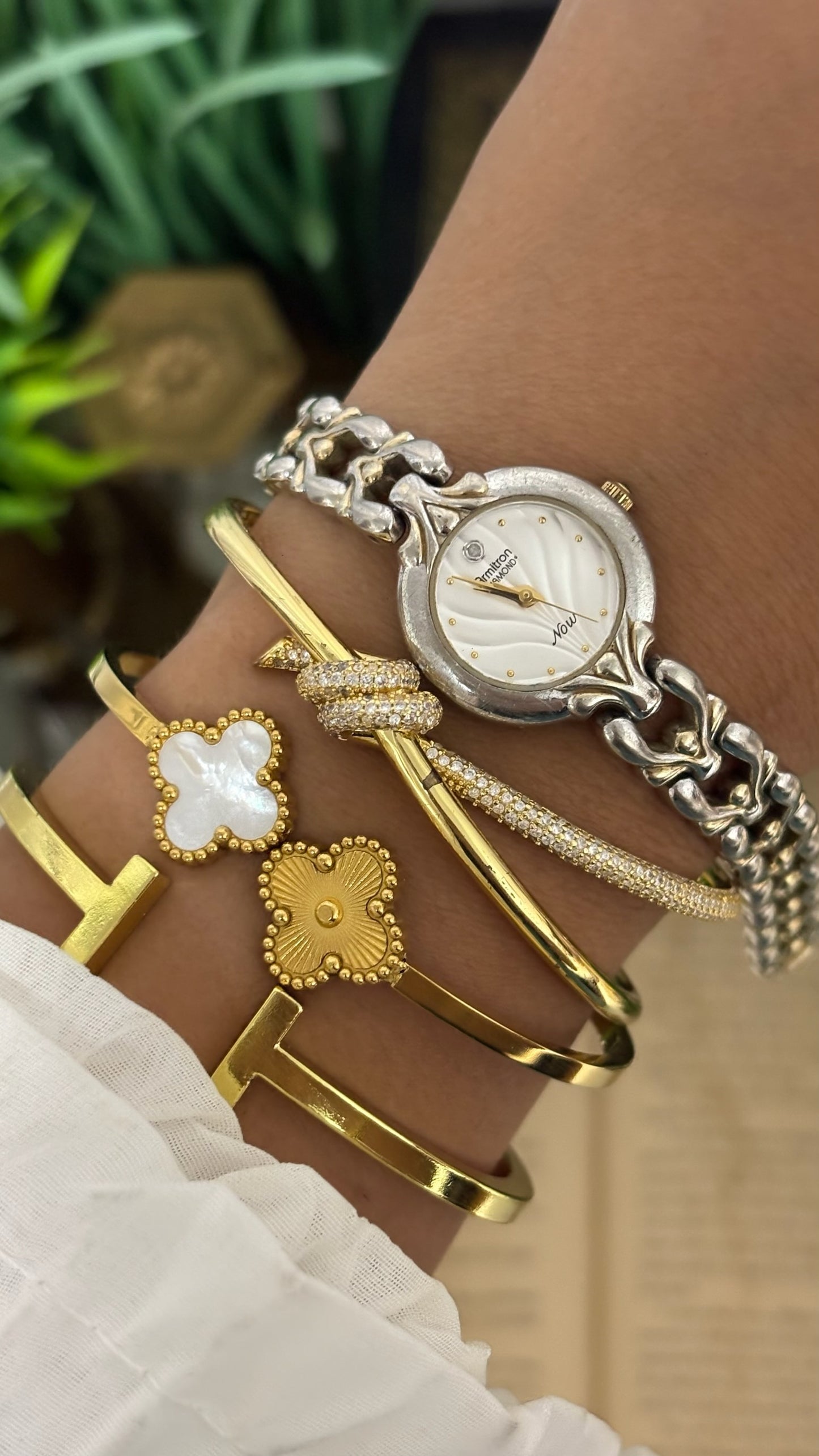 Vintage Armitron Elegant Watch in Two-Tone White Dial Quartz