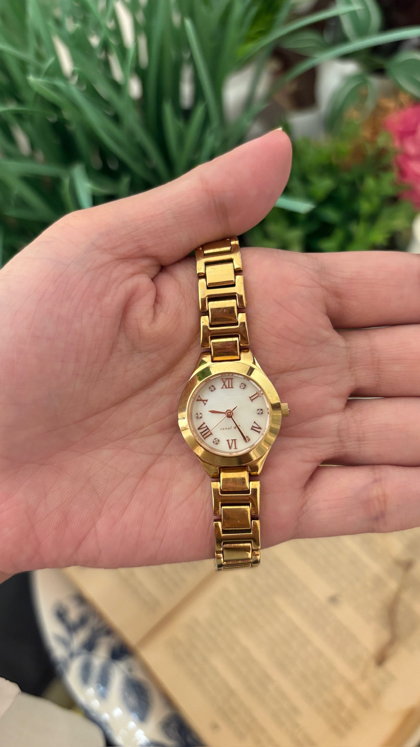 Boxed Dainty Vintage Canal 4C Classic Watch in Gold Tone Quartz