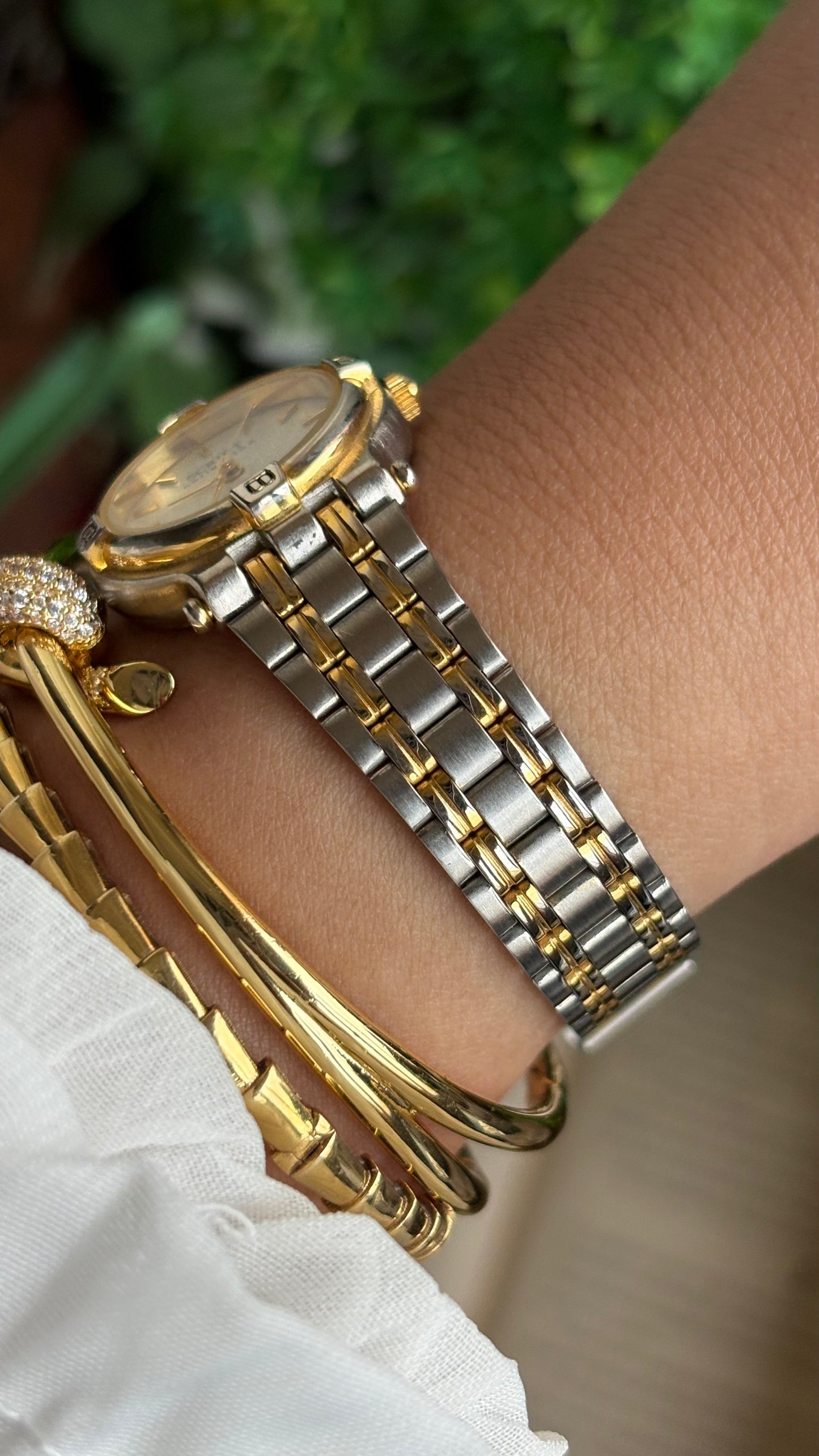 Vintage Script Collection Watch in Two-Tone Gucci Style