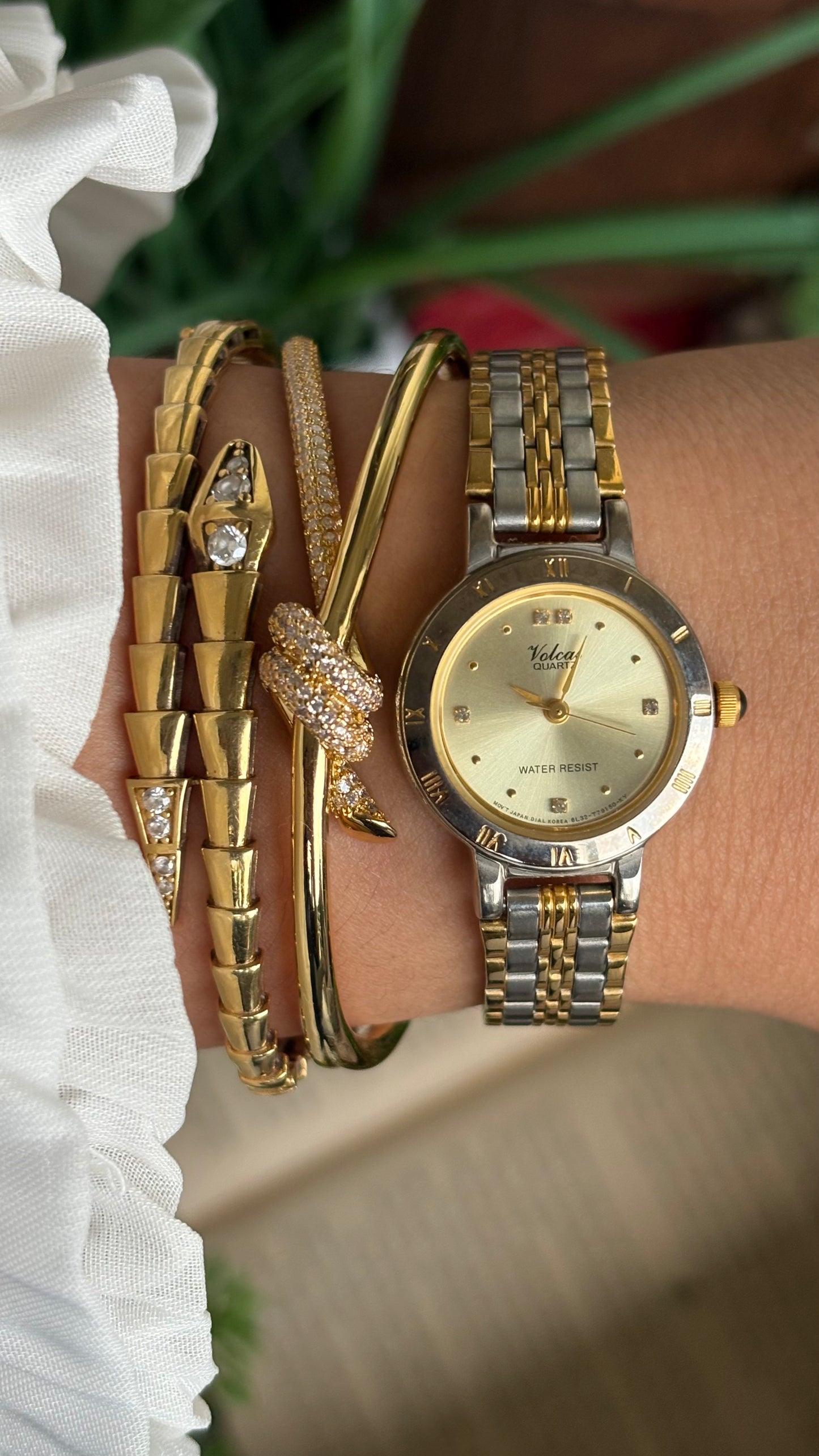 Vintage Volcas Watch in Two-Tone Roman Bezel