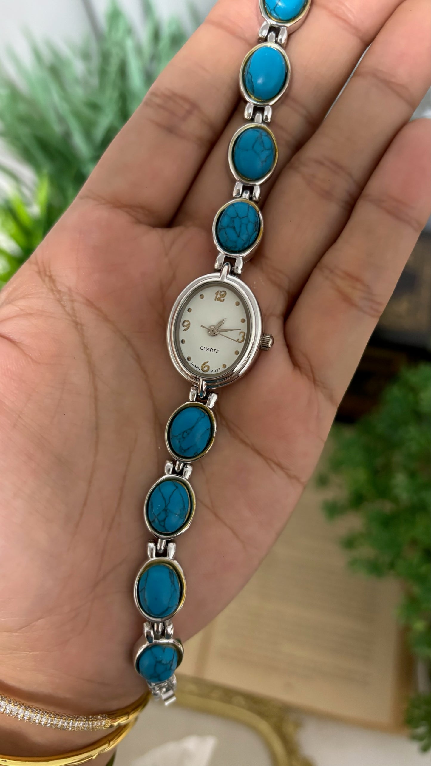 Vintage Faux Turquoise Beaded Bracelet Watch in Silver Tone White Dial Quartz