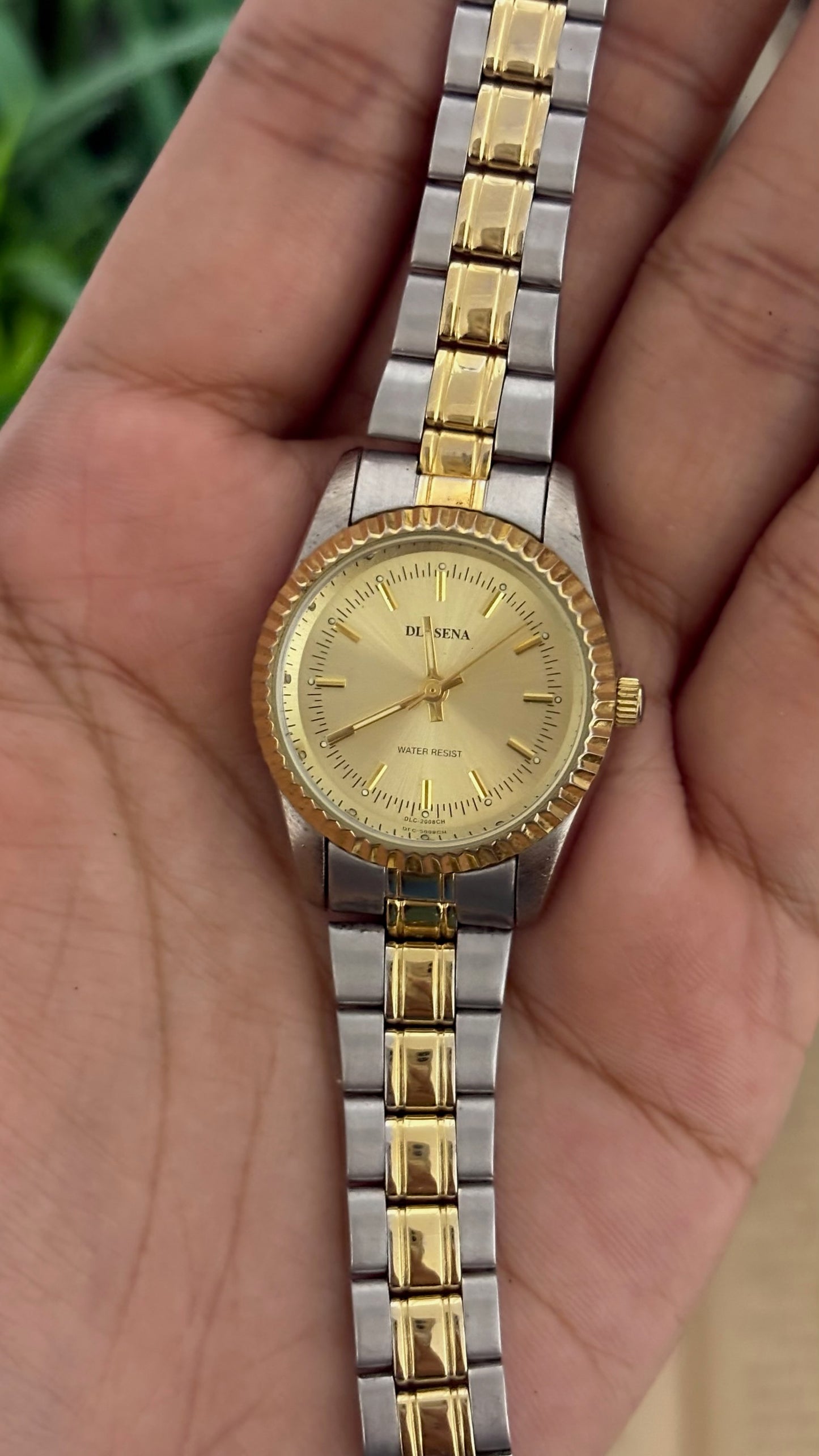 Vintage Dlasena Fluted Bezel Watch in Two-Tone Gold Champagne Dial Quartz