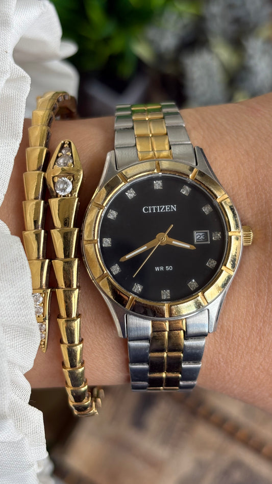 Vintage Citizen Watch in Two-Tone Black Dial Window Date
