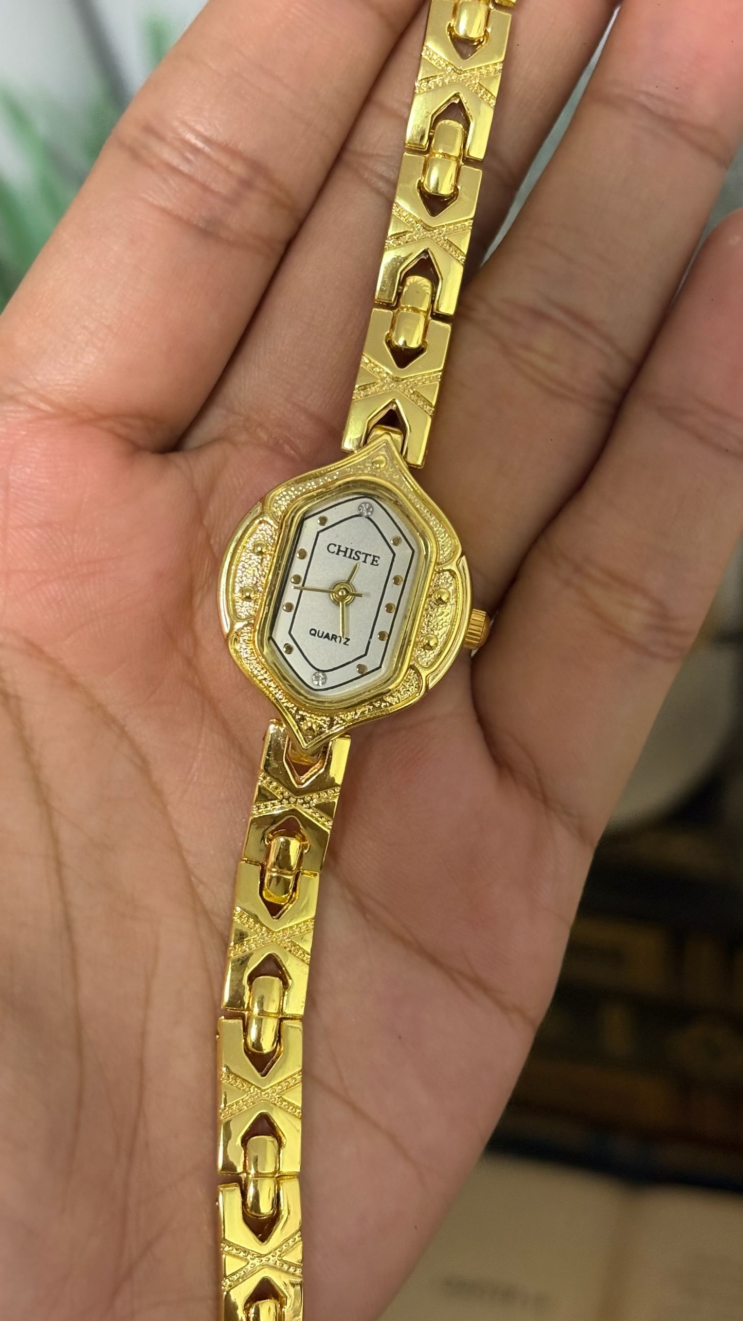 Vintage Chiste Elongated Hexagonal Filigree Case Bracelet Watch in Gold Tone White Dial Quartz