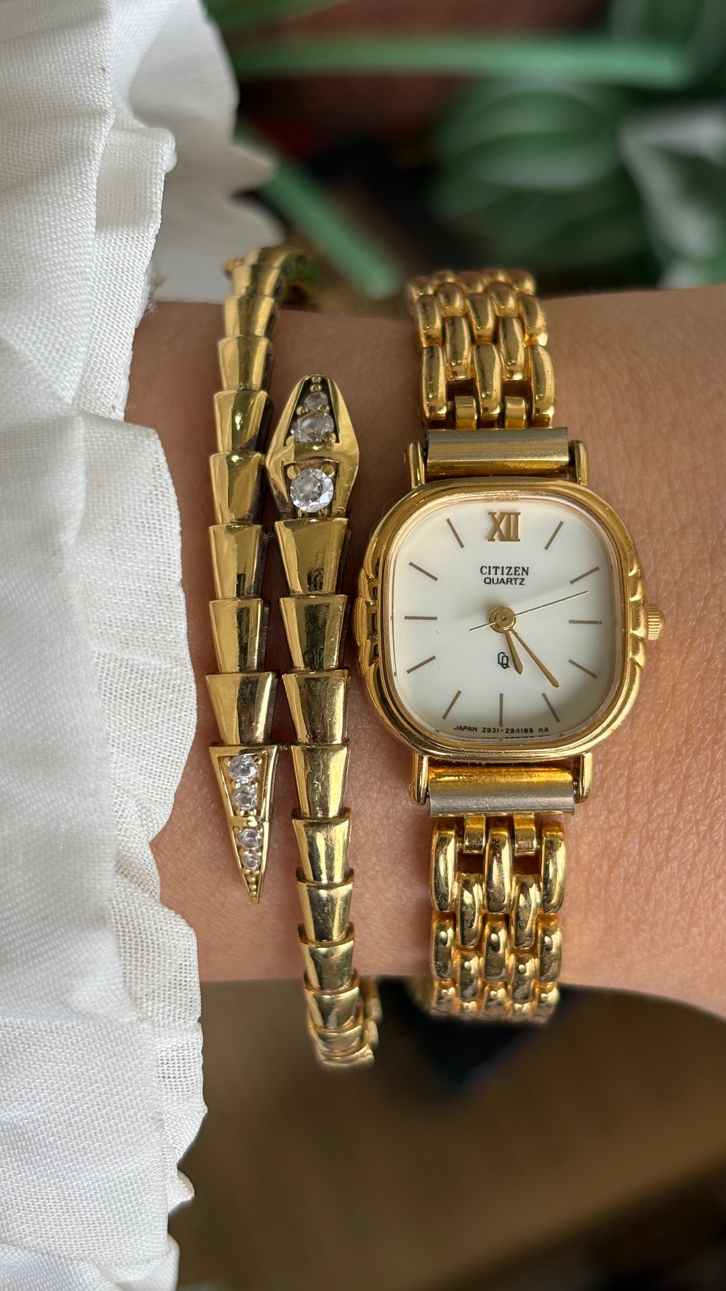 Extremely Rare Vintage Citizen Watch in Gold Tone