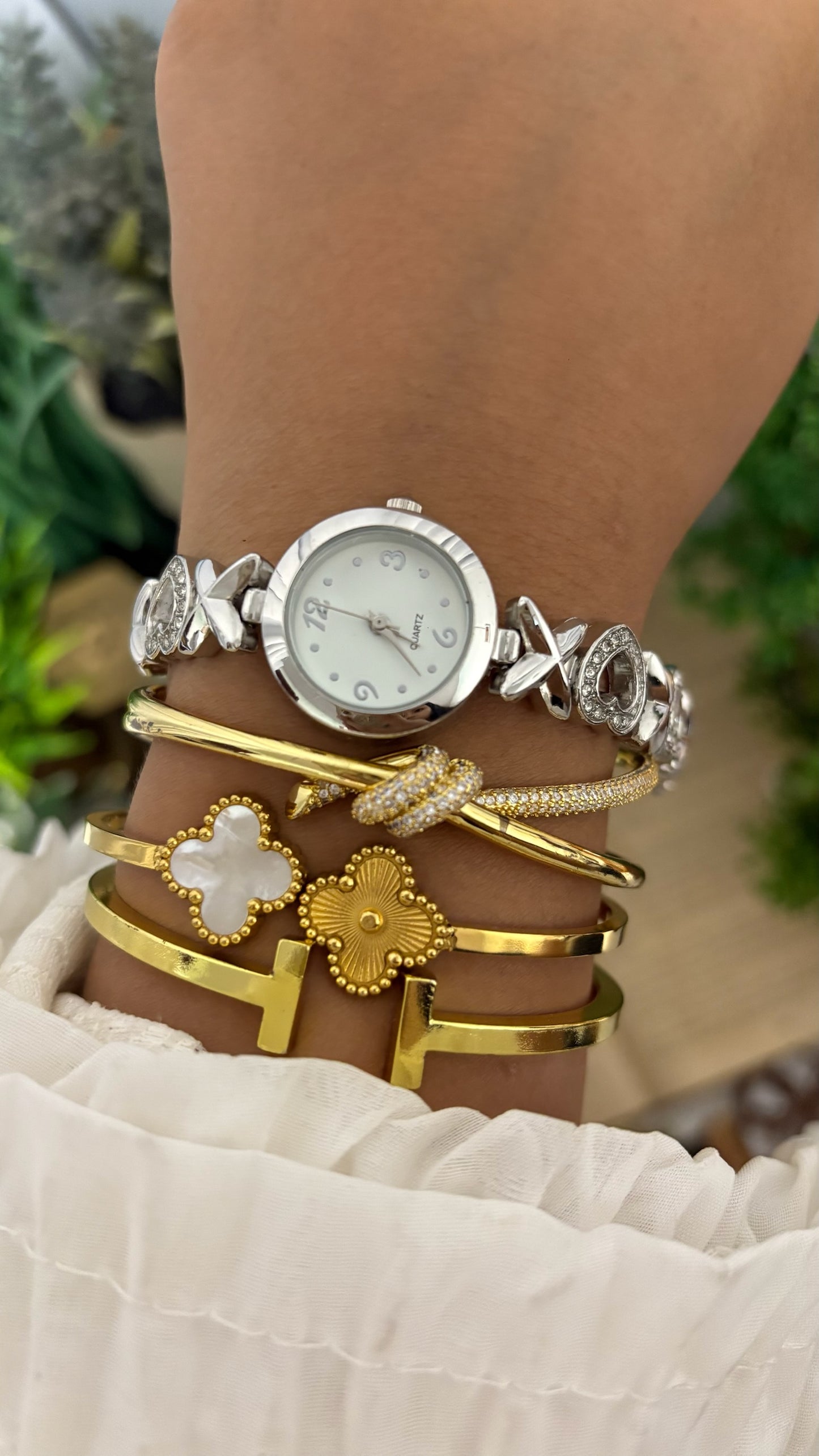 Vintage Japan Quartz Hugs and Kisses XOXO Bracelet Watch with Rhinestone Heart Links in Silver Tone White Dial Quartz