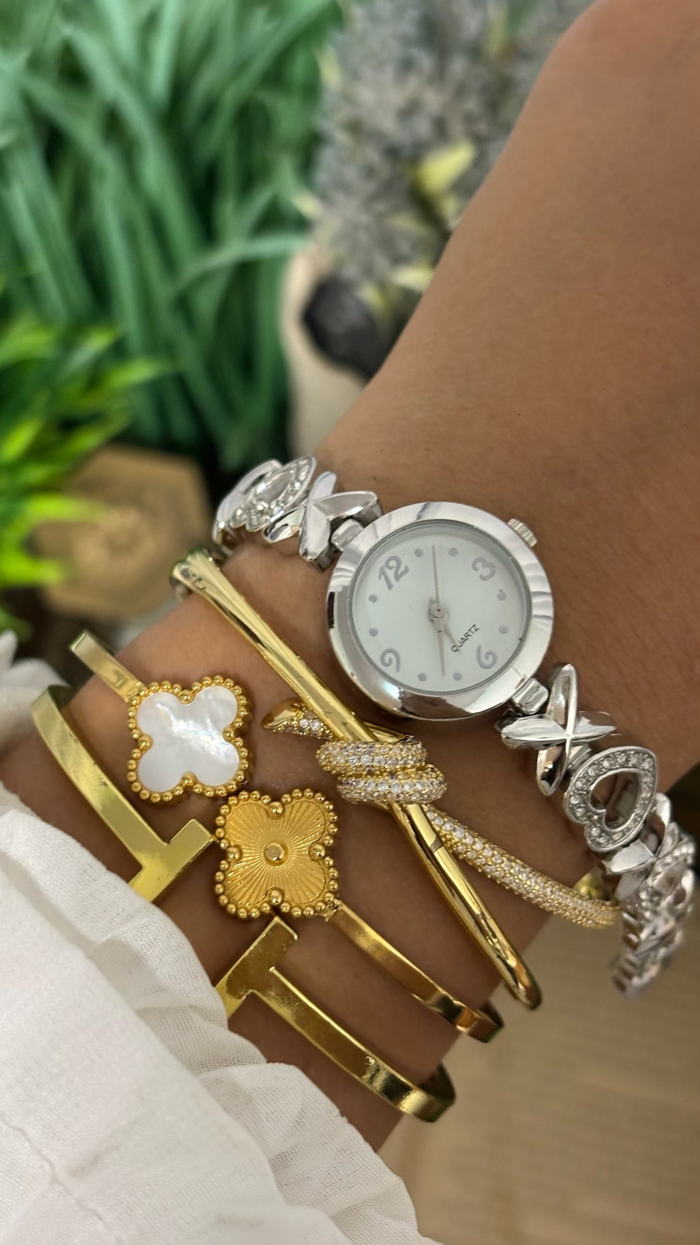 Vintage Japan Quartz Hugs and Kisses XOXO Bracelet Watch with Rhinestone Heart Links in Silver Tone White Dial Quartz