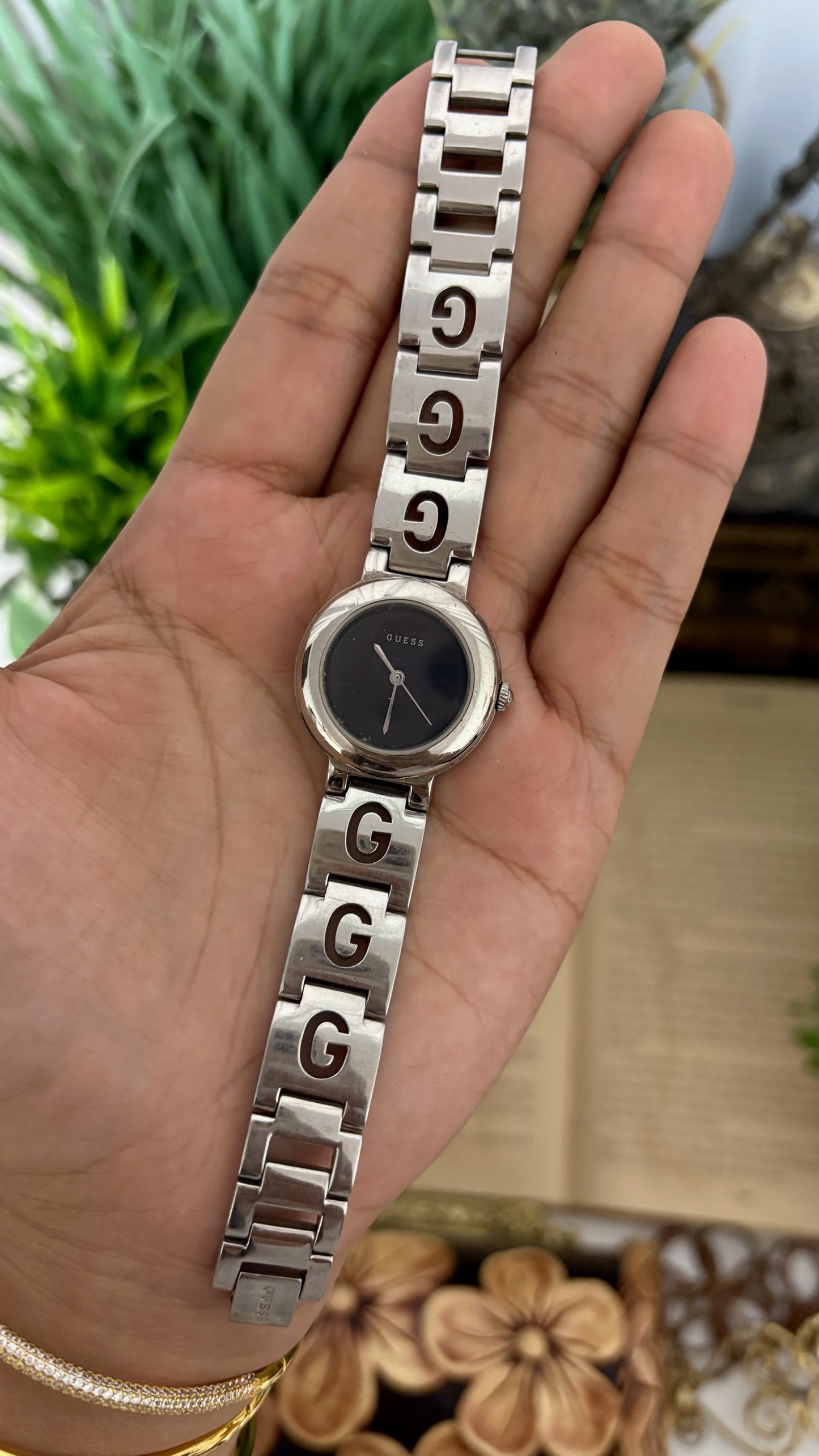 Vintage Guess Petite Round Face Watch in Silver Tone Black Dial Quartz