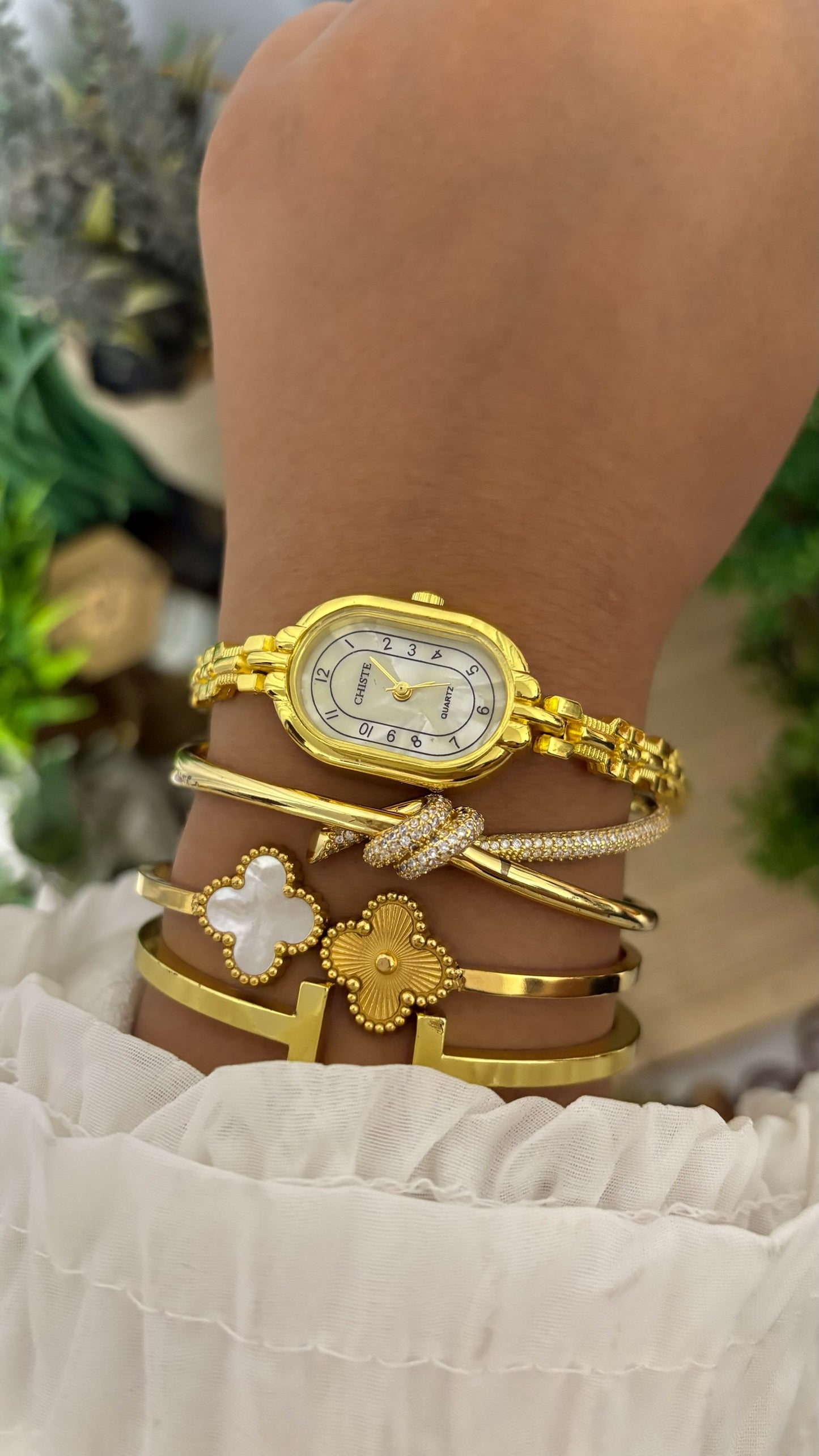 Vintage Chiste Oval Case Watch with Segmented Jewelry Link Bracelet in Gold Tone White Track Dial Quartz
