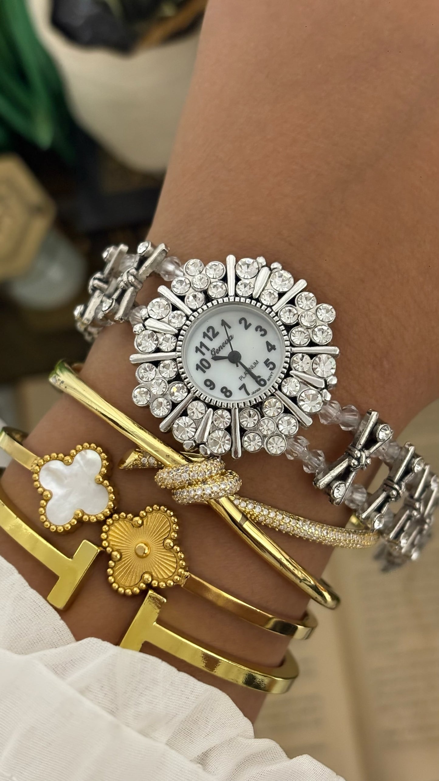 Vintage Geneva Platinum Round Starburst Crystal Halo Statement Watch with Clear Accent Beads and Textured Links in Silver Tone White Dial Quartz