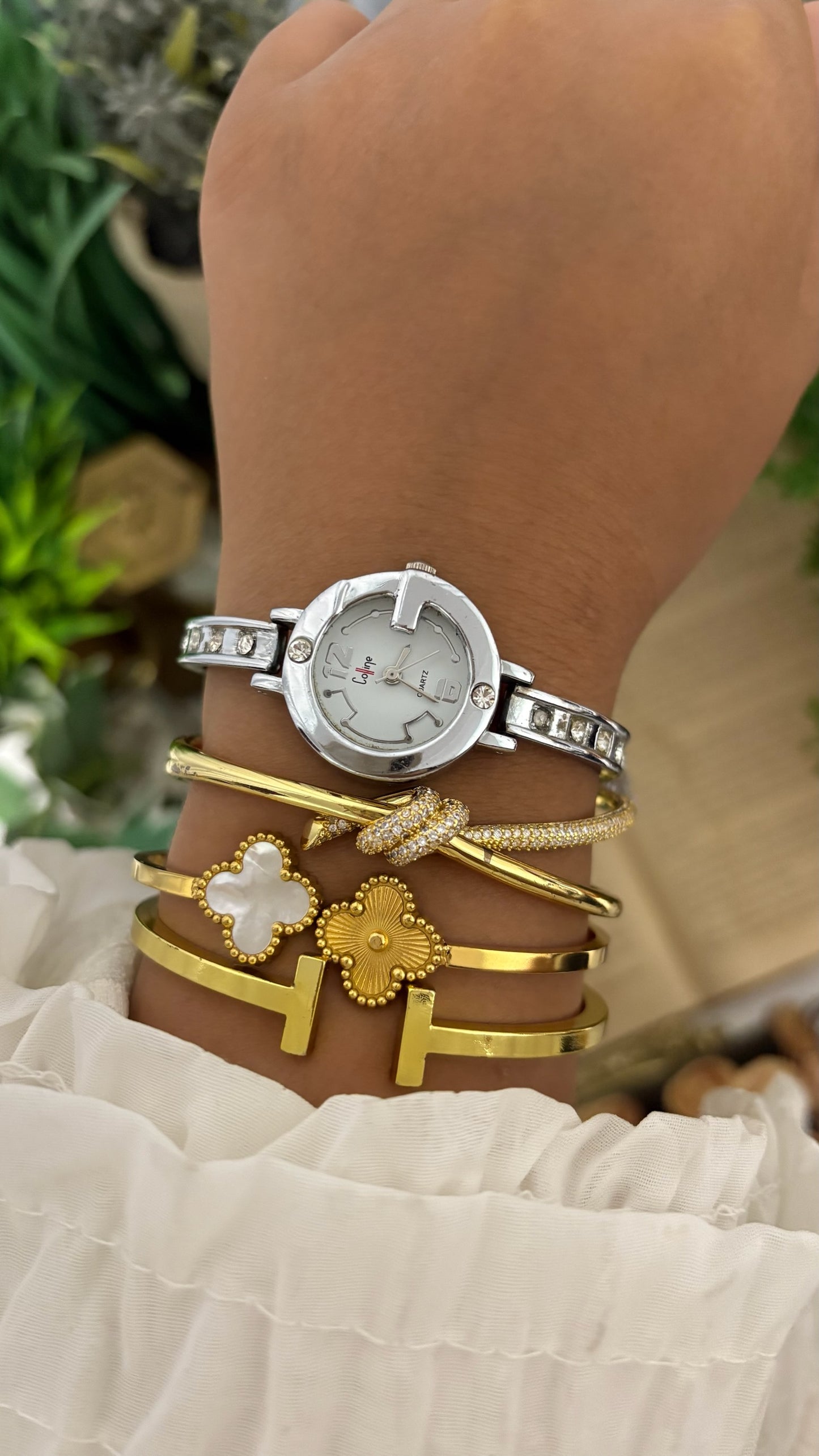 Vintage Colline G-Logo Open Face Watch with Rhinestone-Accented Bangle Strap in Silver Tone White Dial Quartz