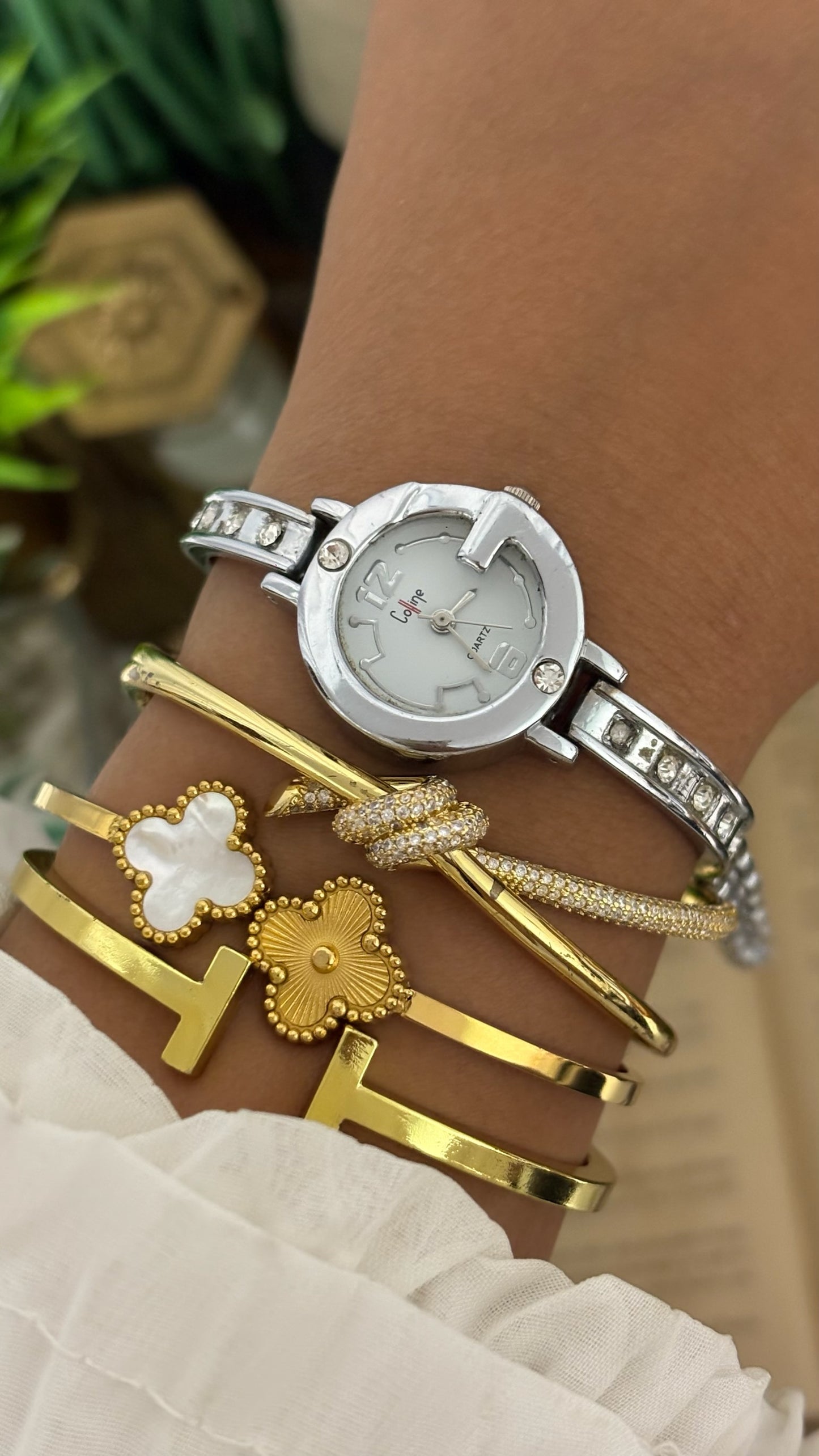 Vintage Colline G-Logo Open Face Watch with Rhinestone-Accented Bangle Strap in Silver Tone White Dial Quartz