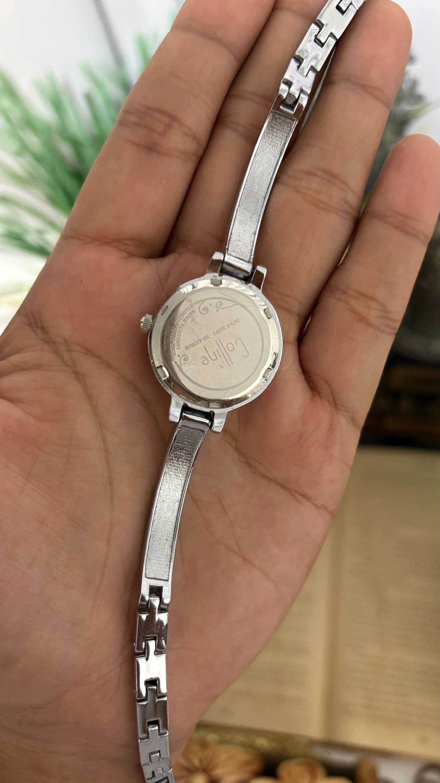 Vintage Colline G-Logo Open Face Watch with Rhinestone-Accented Bangle Strap in Silver Tone White Dial Quartz