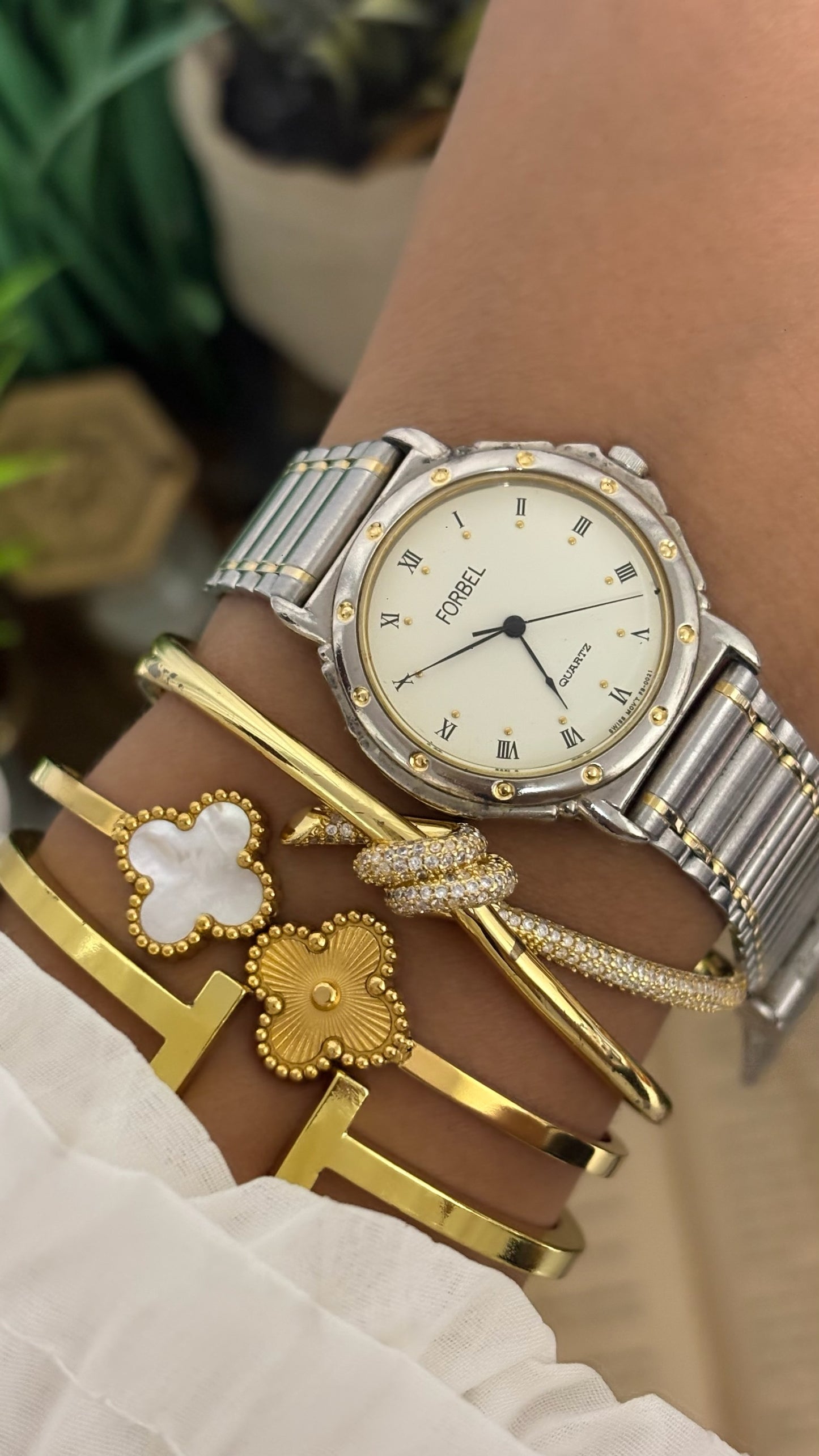 Vintage Forbel Round Classic Dress Watch with Multi-Row Textured Link Bracelet in Gold Tone White Dial Quartz