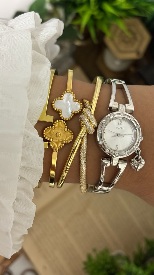 Vintage Guess Round Charm Watch with Rhinestone Bezel, Floating Heart Charm, and Openwork Tapered Link Bracelet in Silver Tone White Dial Quartz