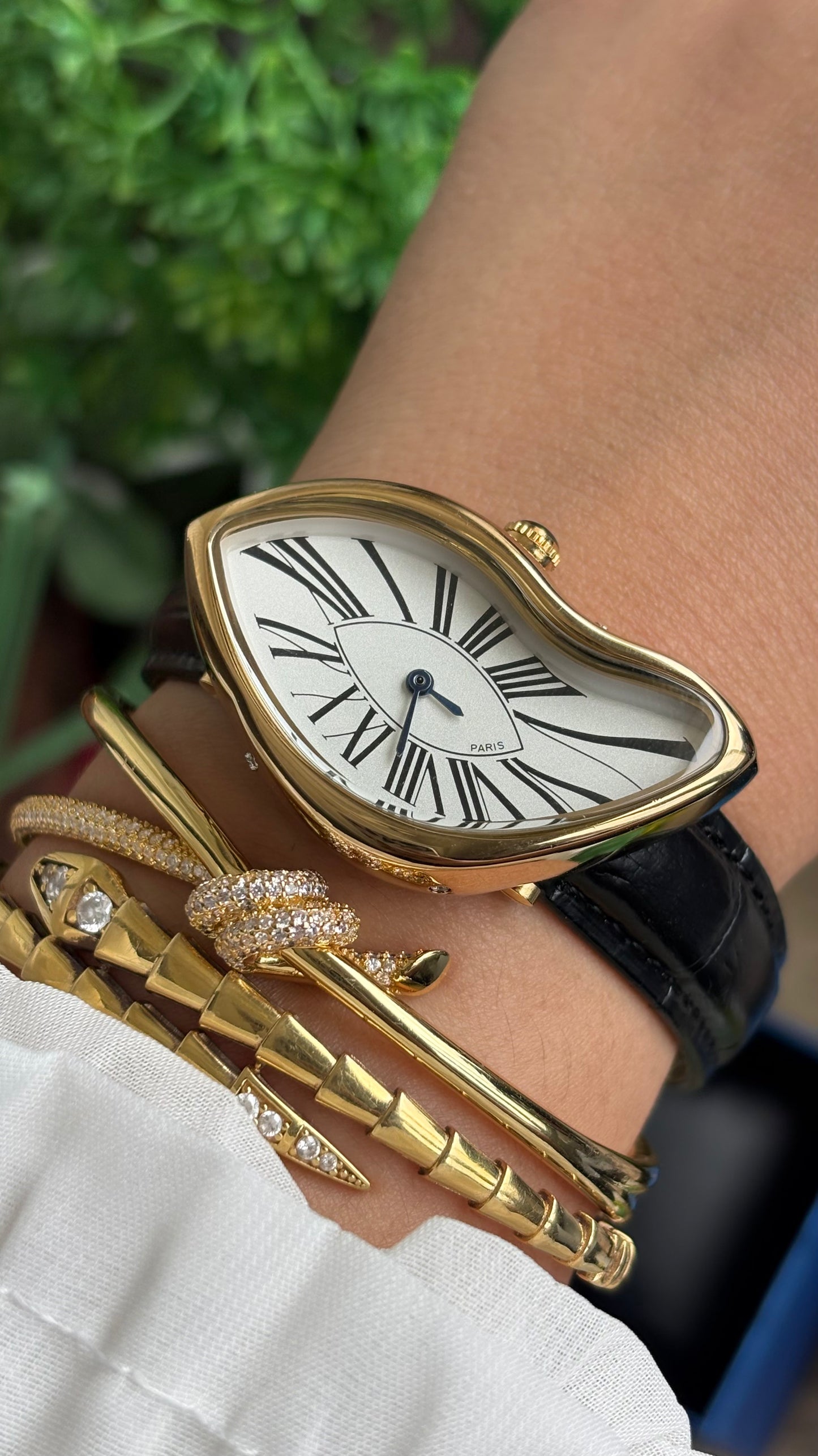 Vintage Pintime Paris Melted Watch in Black Leather Strap Roman Dial