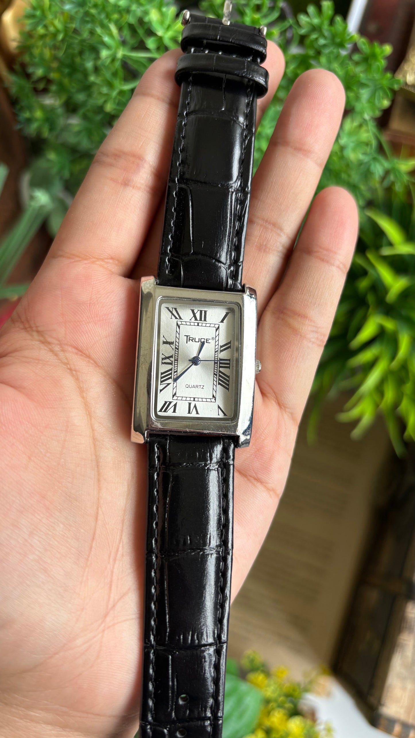Vintage Truce Tank Men’s Dress Watch in Black Leather Strap Roman Dial