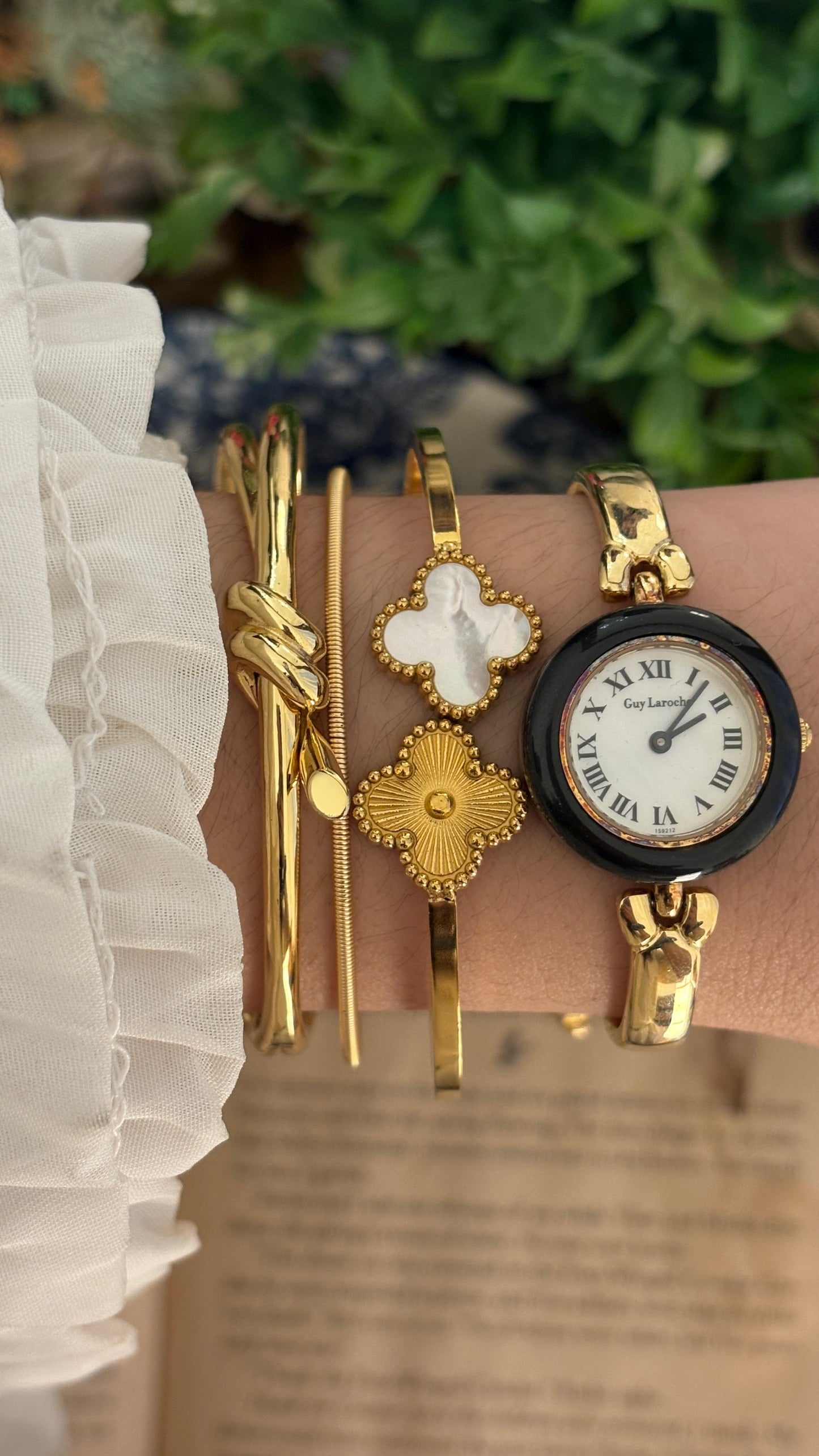 Extremely Rare Boxed Vintage Guy Laroche Interchangeable Bezel Set in Gold Tone Quartz