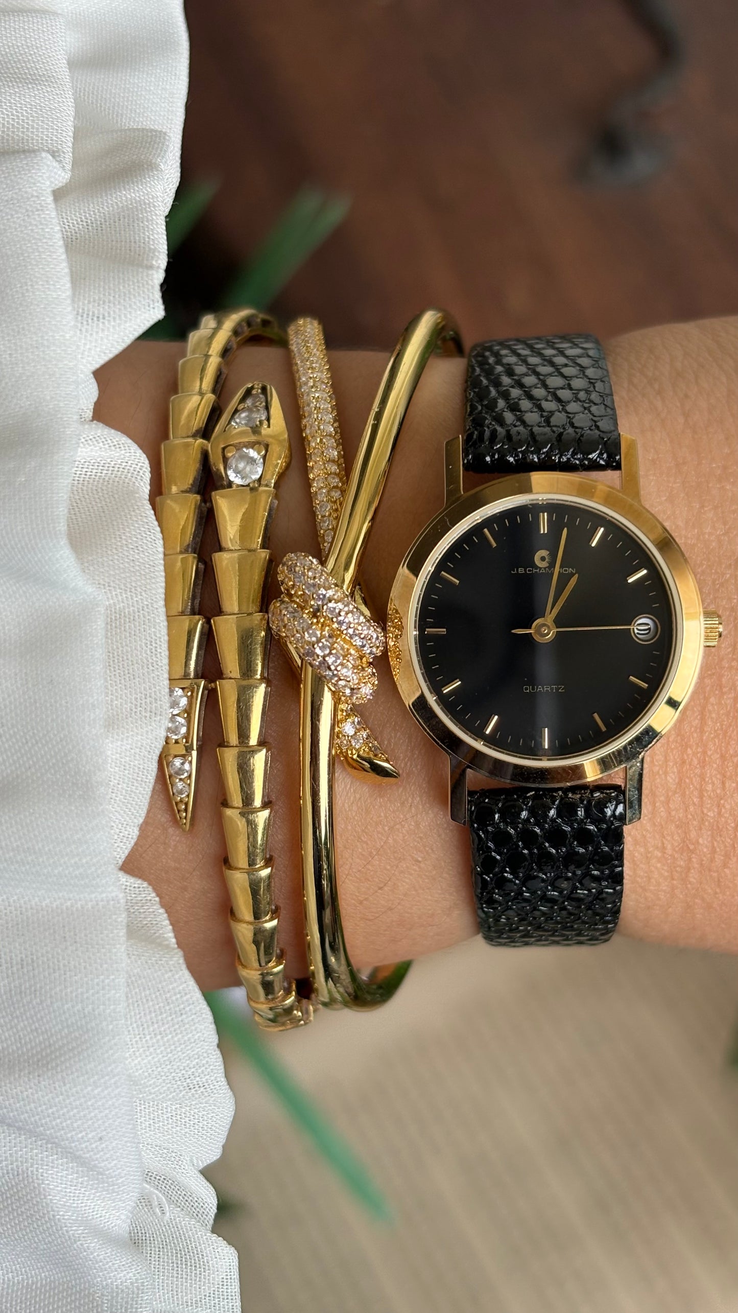Vintage J.B. Champion Watch in Black Leather Strap with Window Date (200$ on tag)