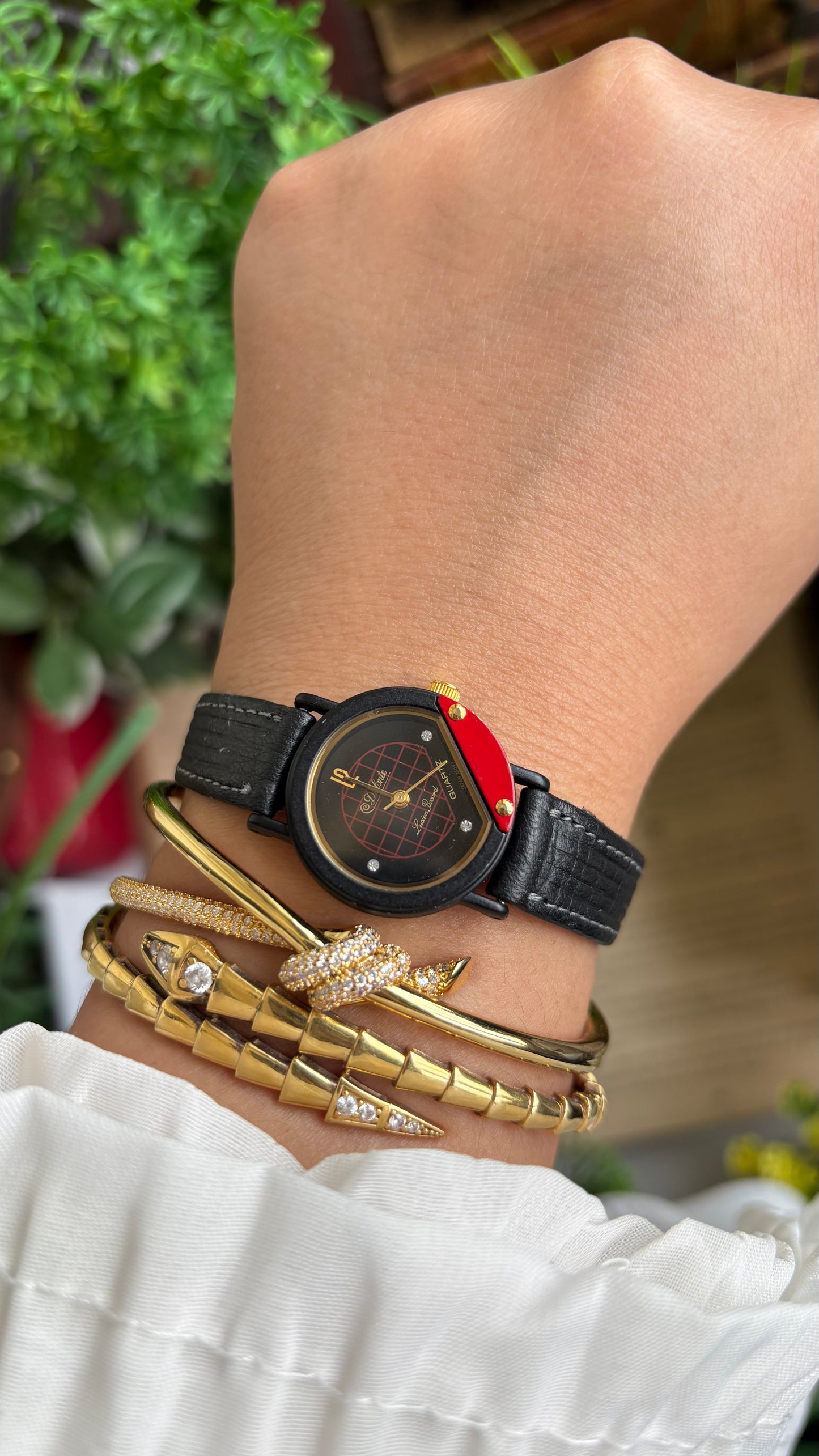 Vintage Dufonte by Lucien Piccard Watch in Black Leather Strap (200$ on tag)