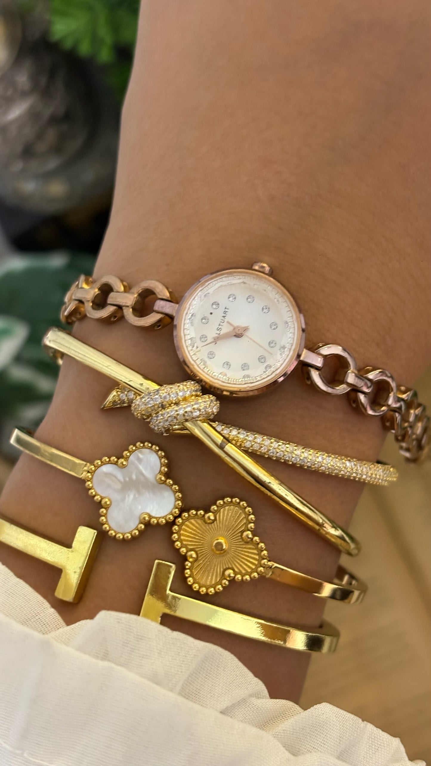 Vintage Jill Stuart Round Link Watch in Rose Gold Tone Quartz