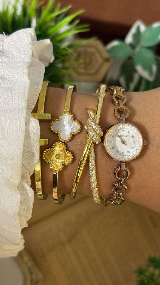Vintage Jill Stuart Round Link Watch in Rose Gold Tone Quartz