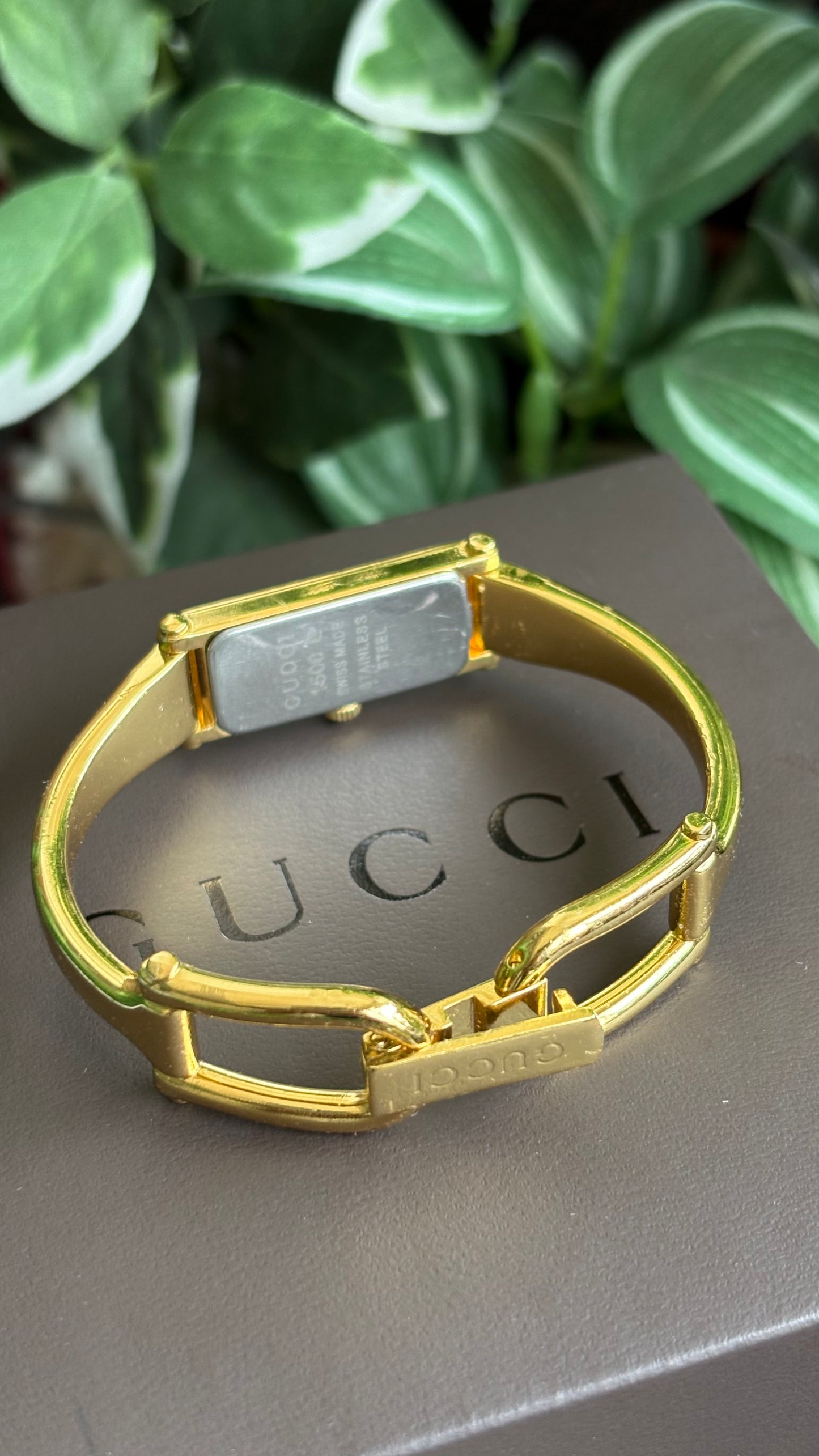 Vintage Gucci 1500L Watch in Gold Tone Classic Gold Dial with Original Gucci Box