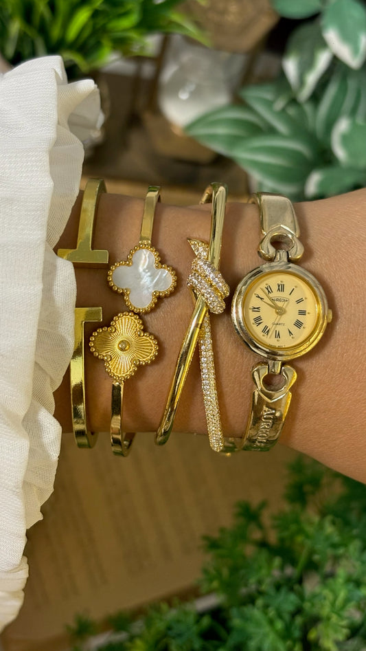 Vintage Aureole Bangle Watch in Gold Tone Quartz