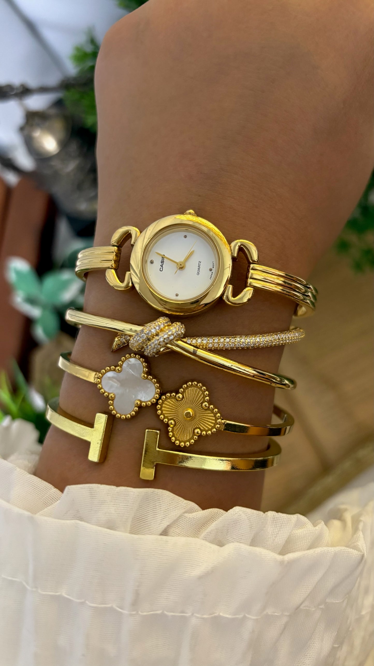 Rare Vintage Casio Horsebit Bangle Watch in Gold Tone Quartz