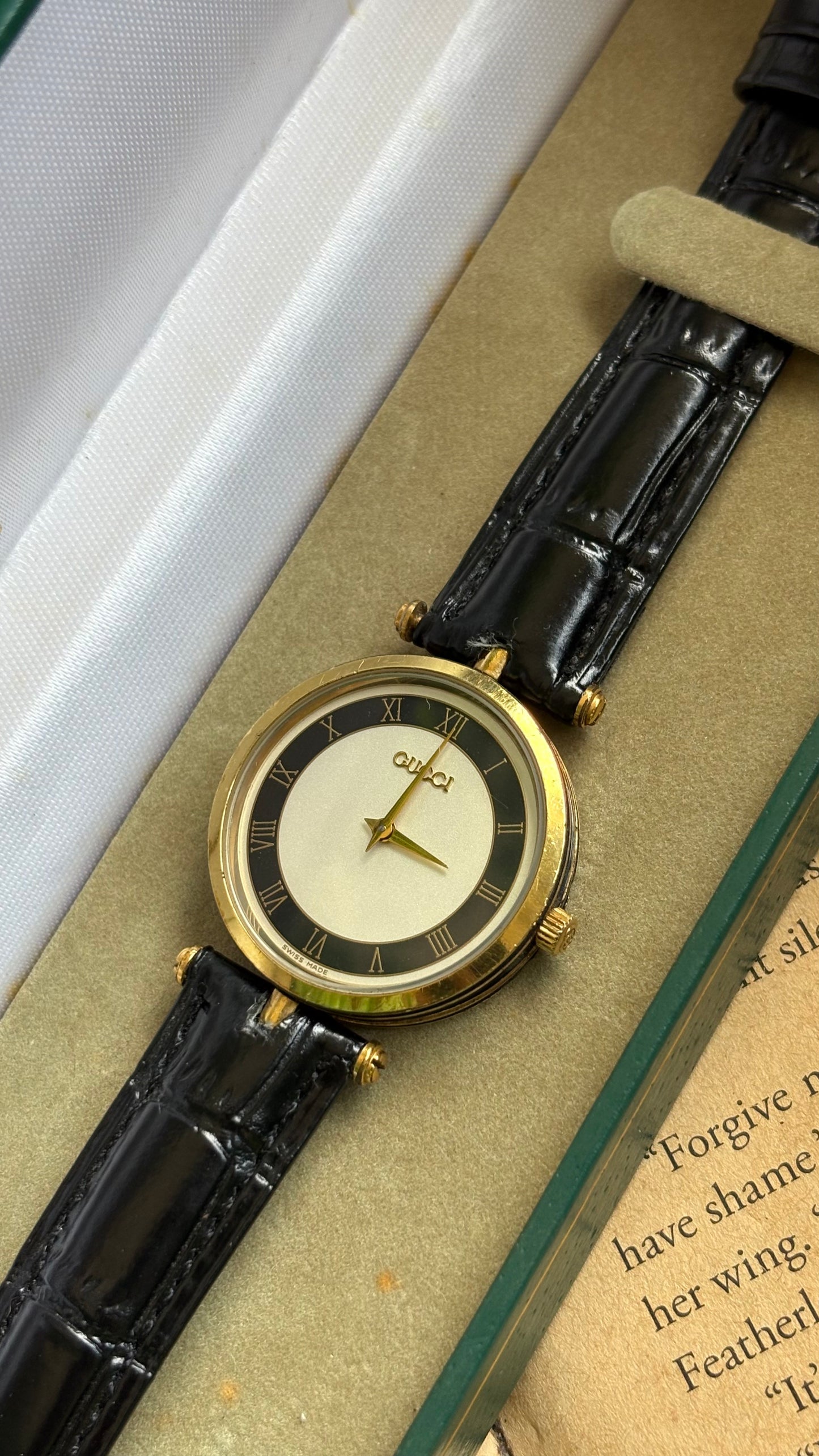 Vintage Gucci Watch in Black Leather Strap with Original Gucci Box