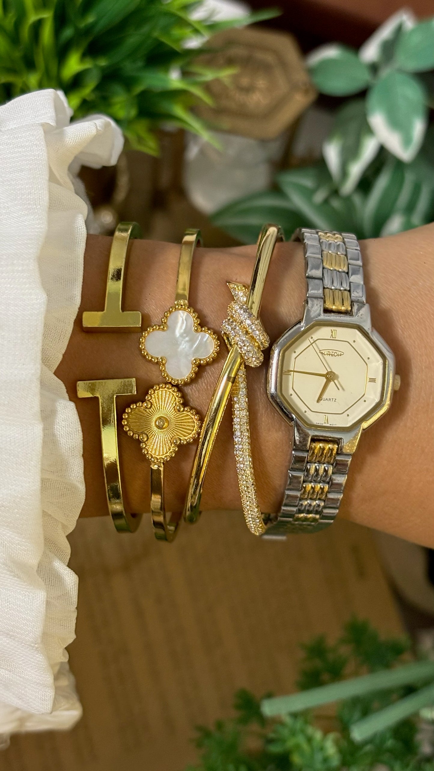 Rare Vintage Aureole Octagon Dial Watch in Two-Tone Quartz