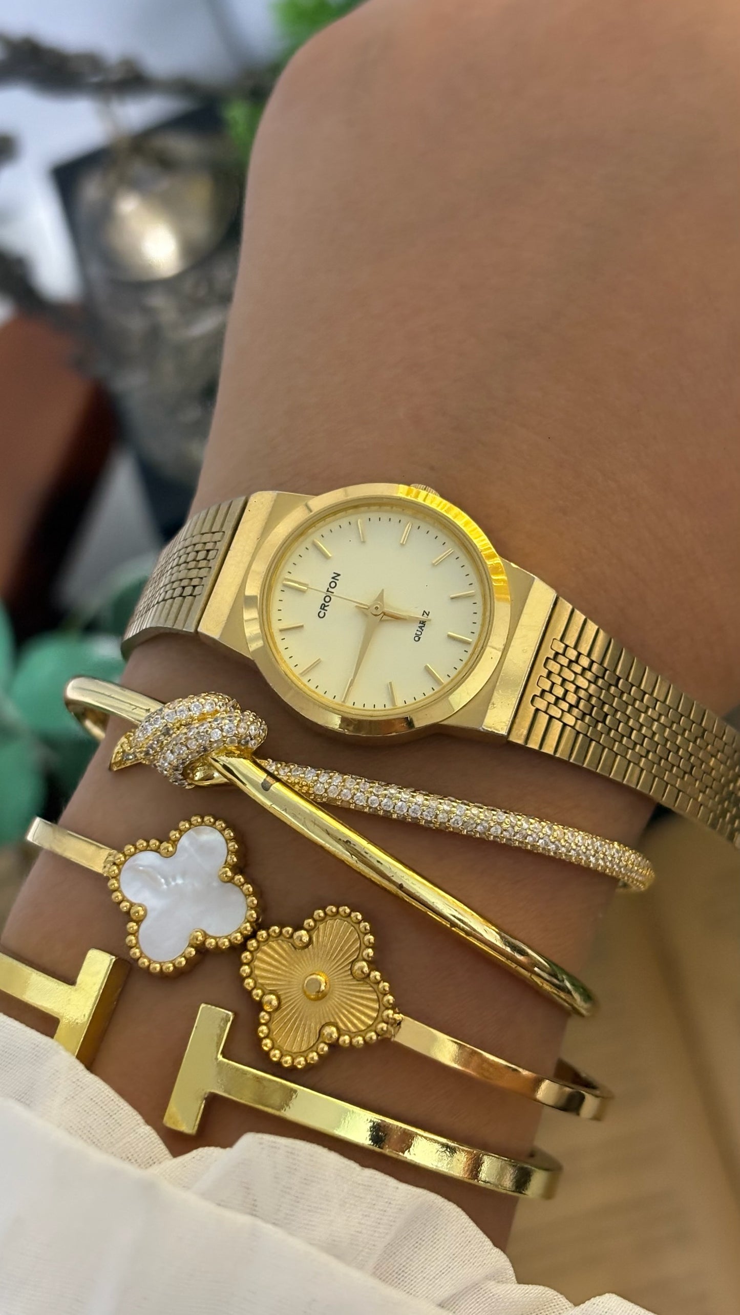 Vintage Croton Dress Watch in Gold Tone Quartz
