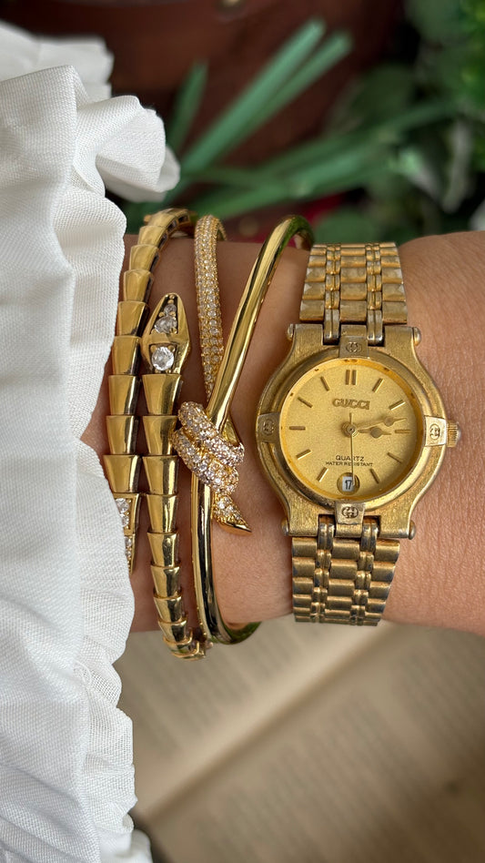 Vintage Gucci 9200L Swiss Watch in Gold Tone with Window Date