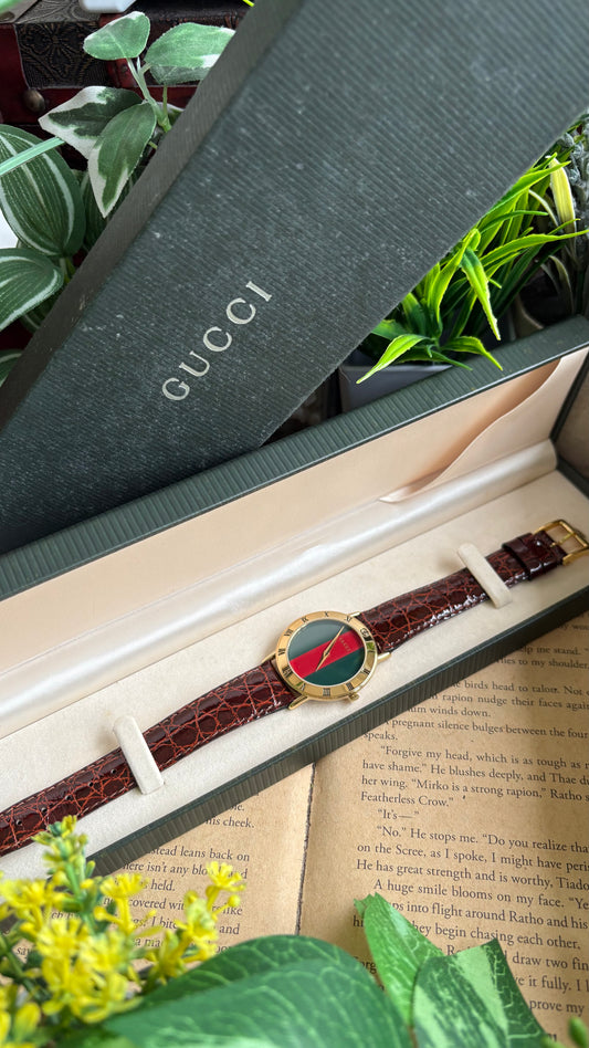 Vintage Gucci Watch in Brown Leather Strap with Original Gucci Box