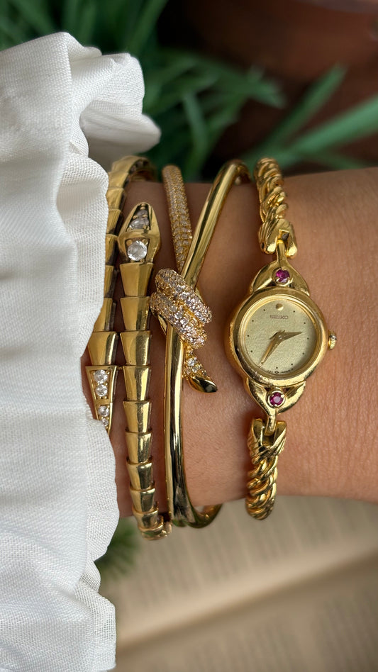 Extremely Rare Vintage Seiko Rope Chain Bracelet Watch in Gold Tone with Genuine Rubies