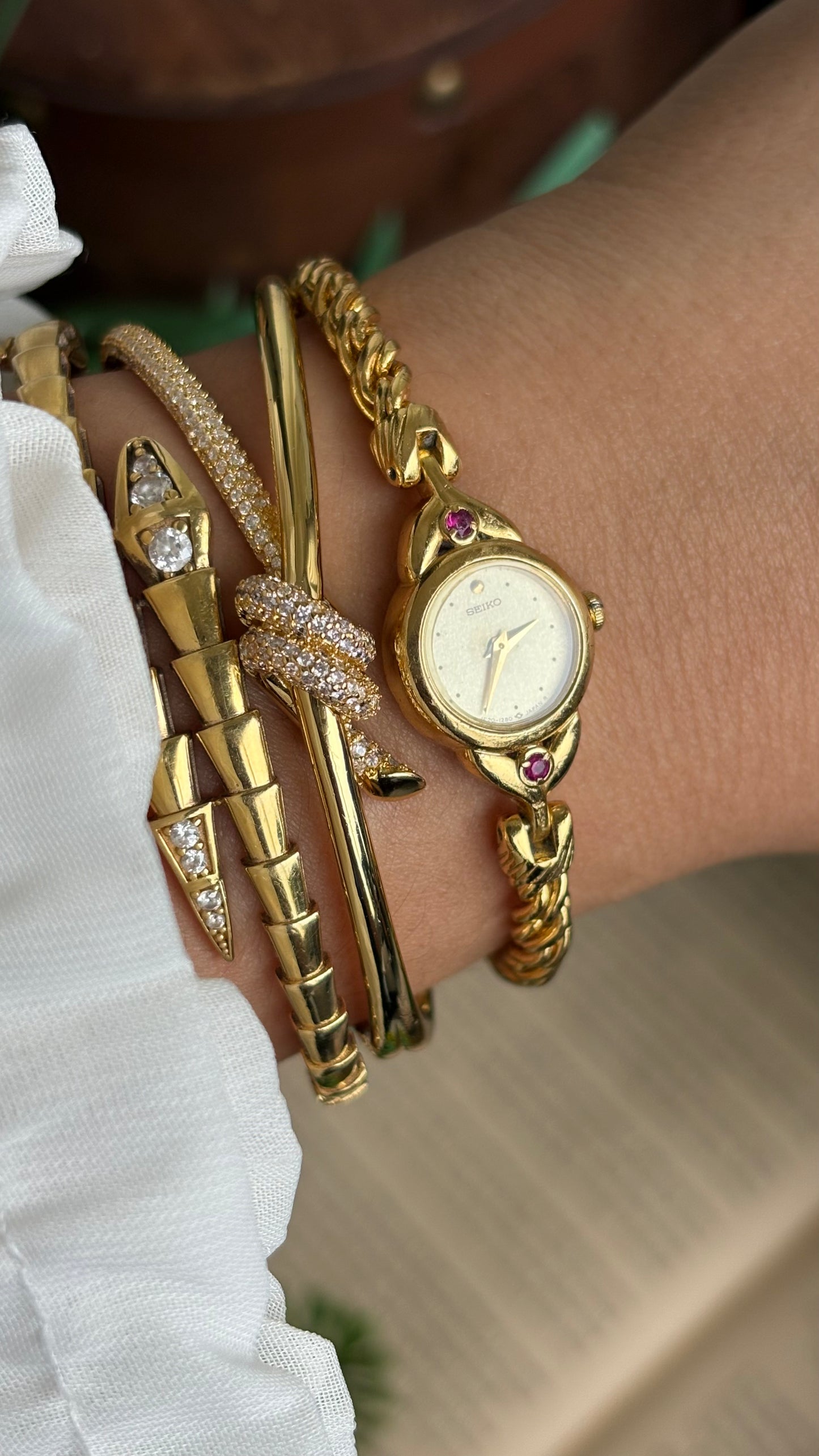 Extremely Rare Vintage Seiko Rope Chain Bracelet Watch in Gold Tone with Genuine Rubies