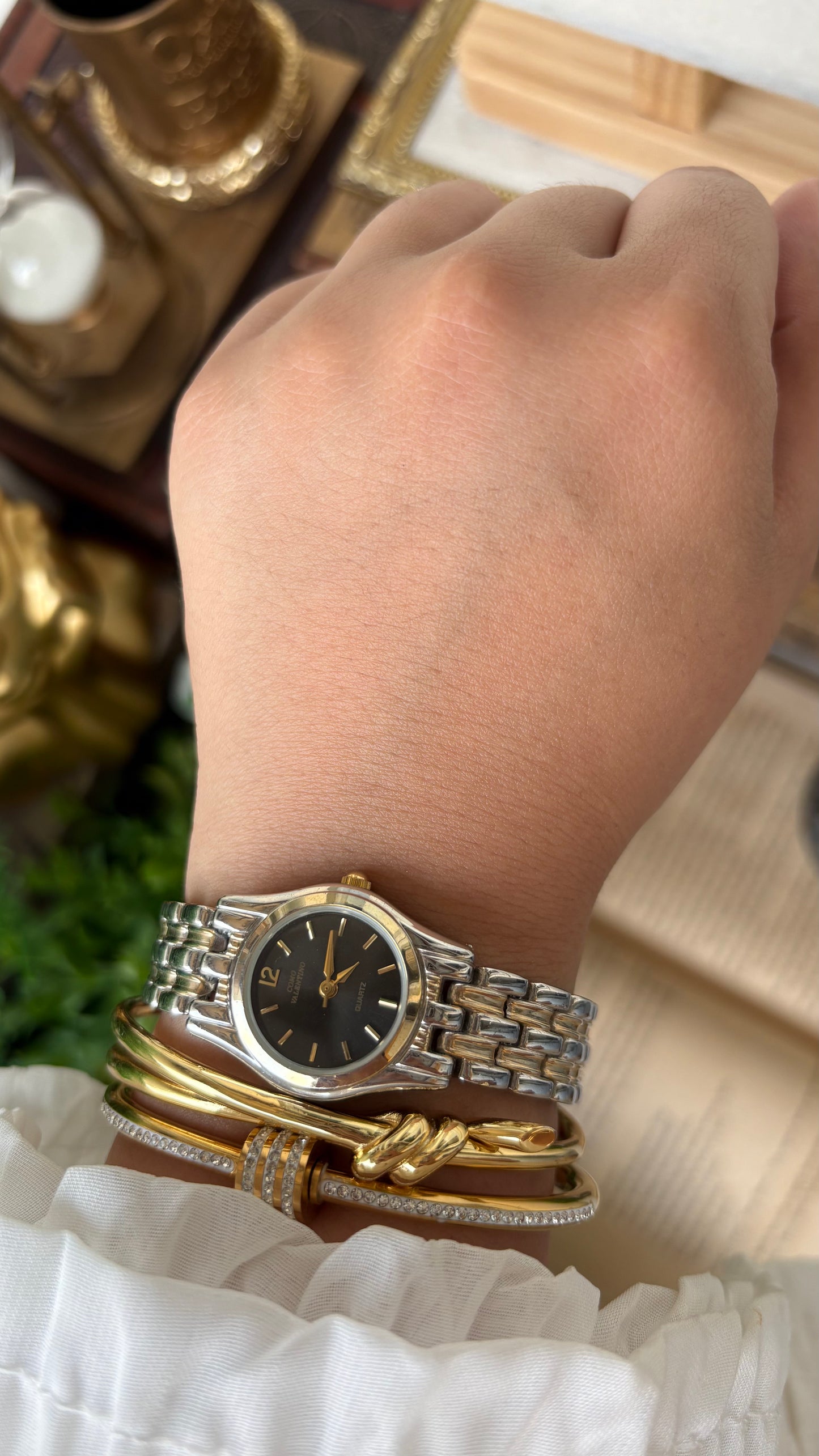 Vintage Como Valentino Classic Watch in Two-Tone Black Silver Dial Japan Quartz