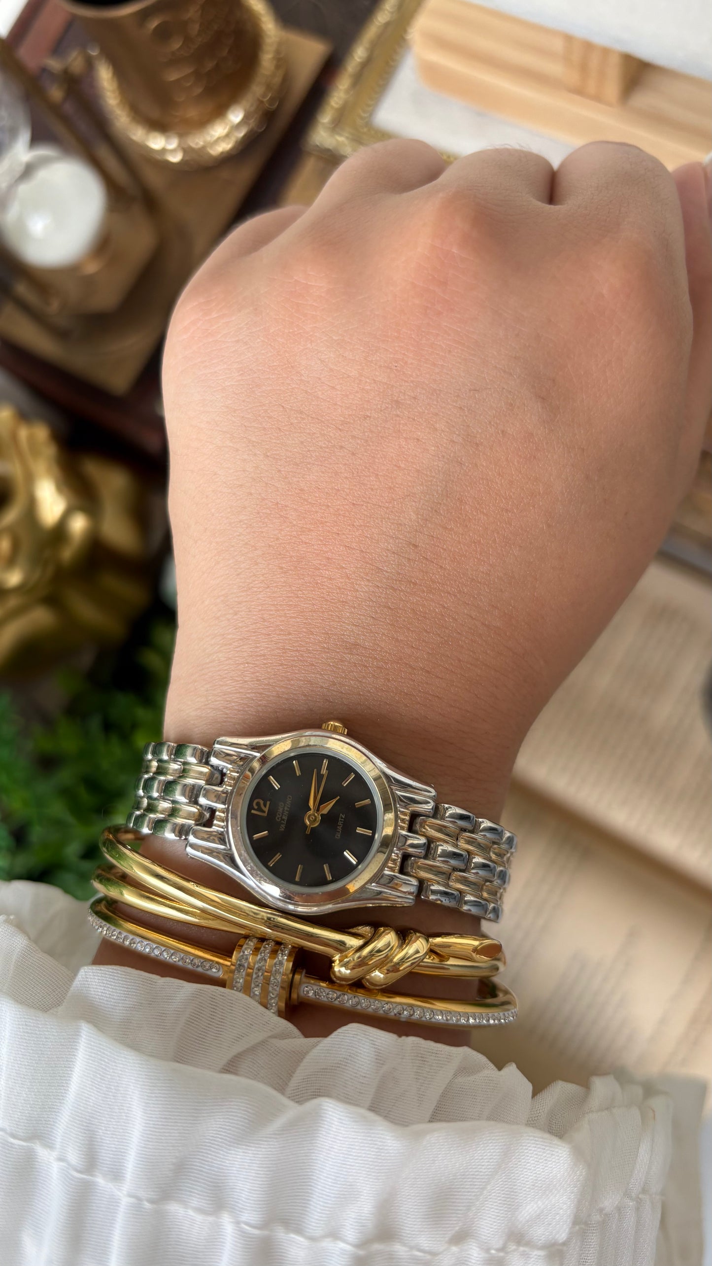 Vintage Como Valentino Classic Watch in Two-Tone Black Silver Dial Japan Quartz