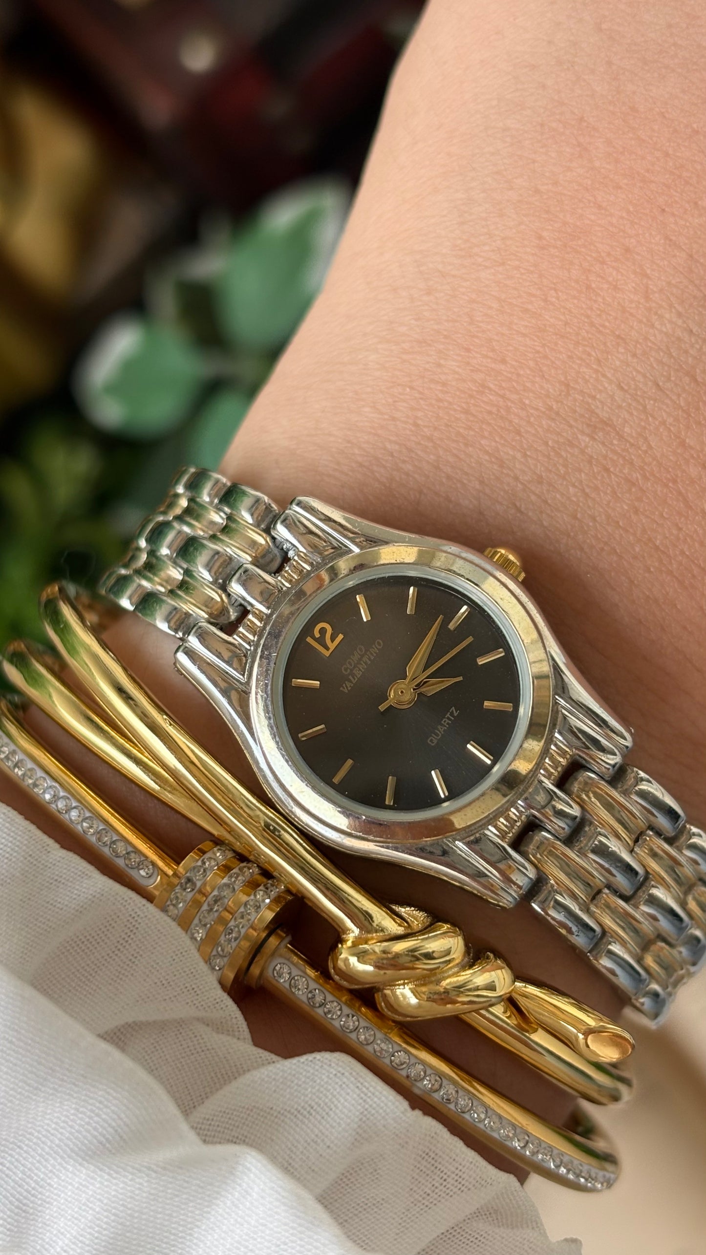 Vintage Como Valentino Classic Watch in Two-Tone Black Silver Dial Japan Quartz