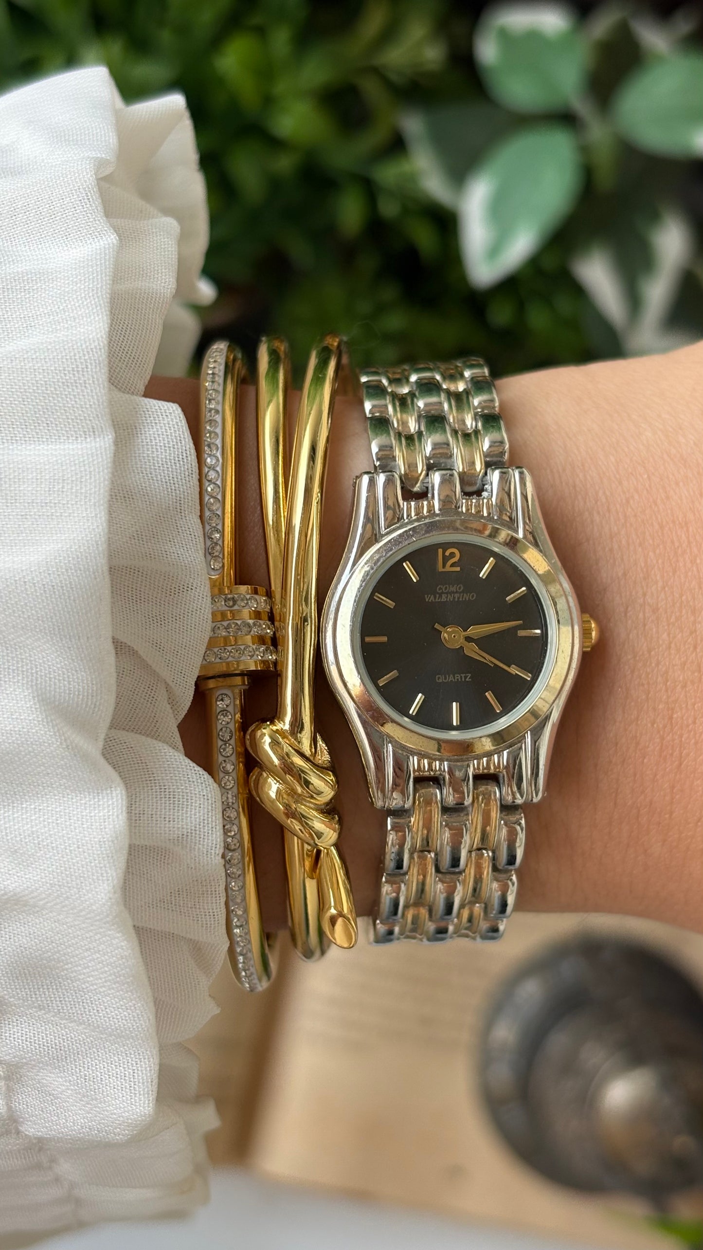 Vintage Como Valentino Classic Watch in Two-Tone Black Silver Dial Japan Quartz