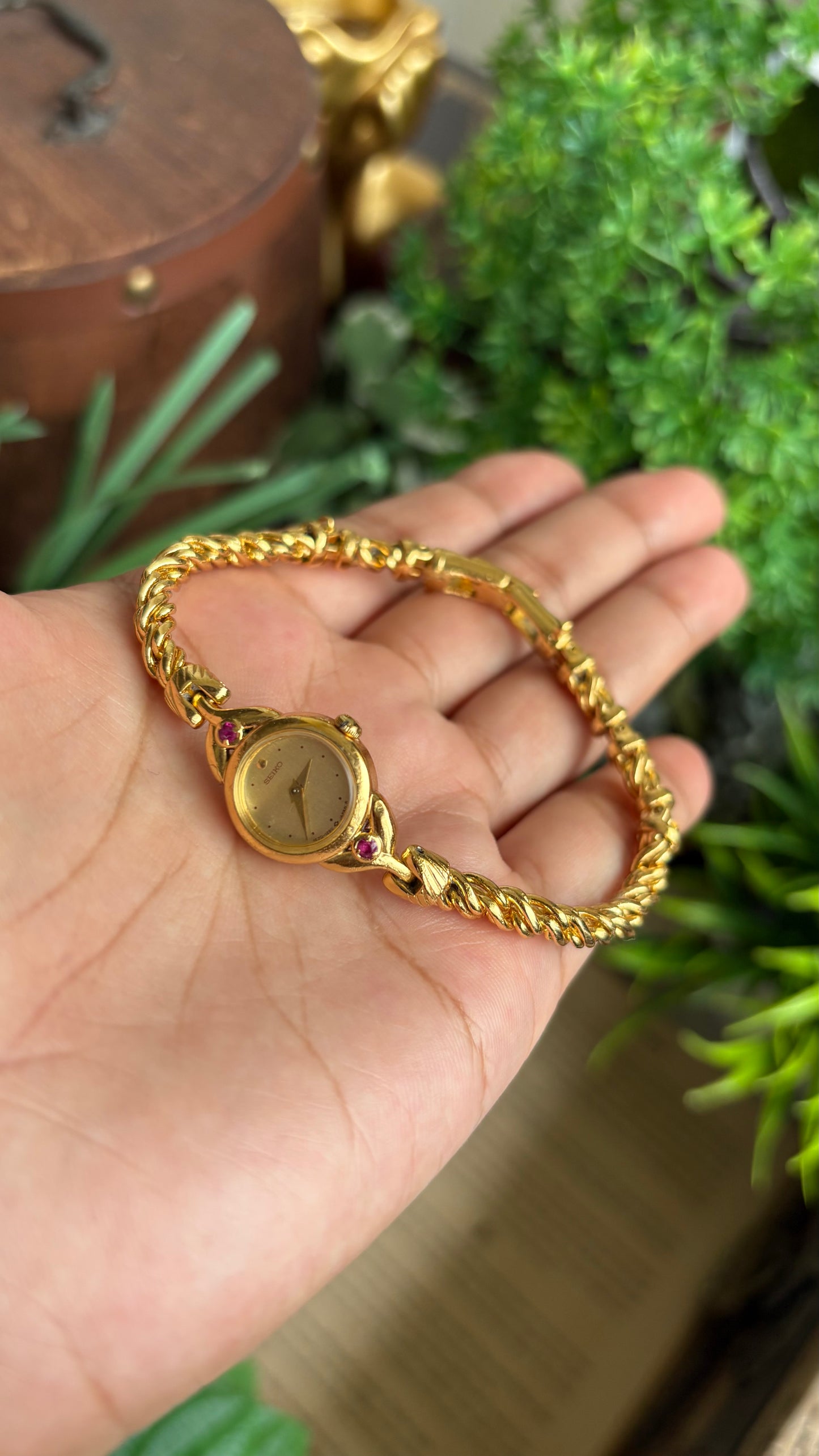 Extremely Rare Vintage Seiko Rope Chain Bracelet Watch in Gold Tone with Genuine Rubies