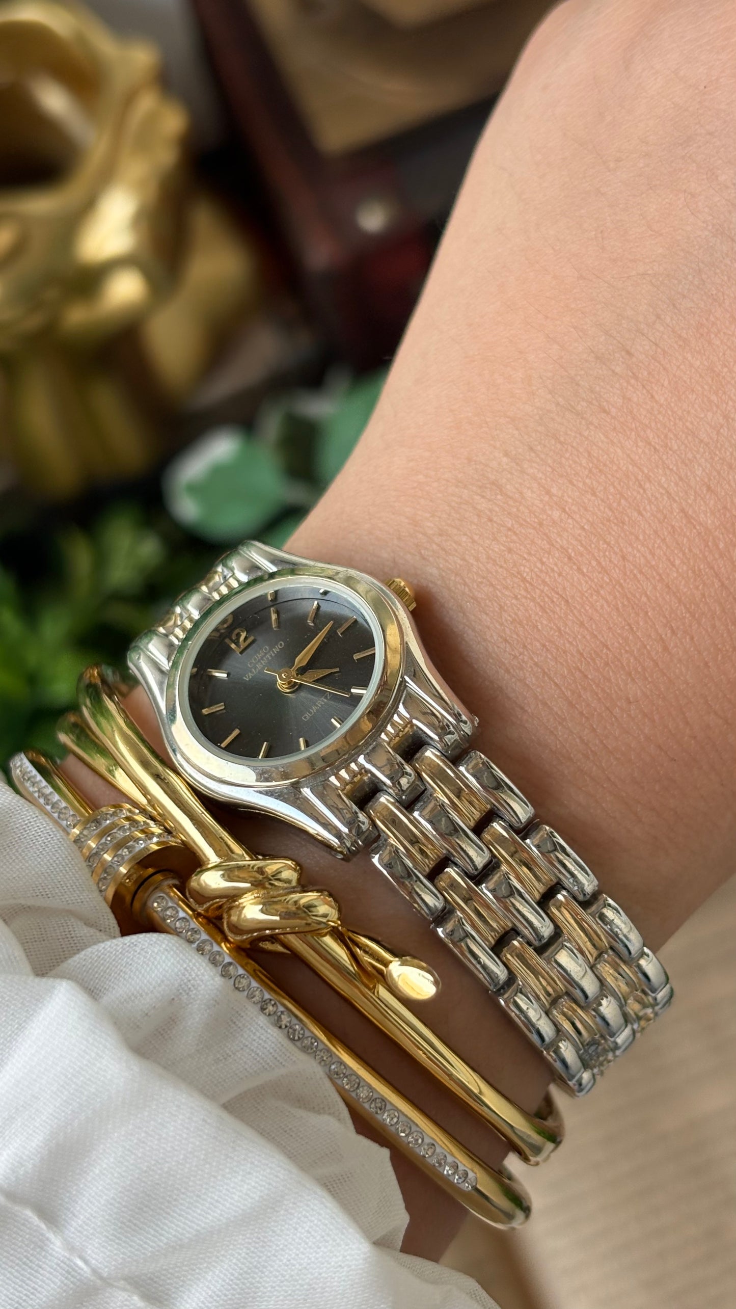 Vintage Como Valentino Classic Watch in Two-Tone Black Silver Dial Japan Quartz