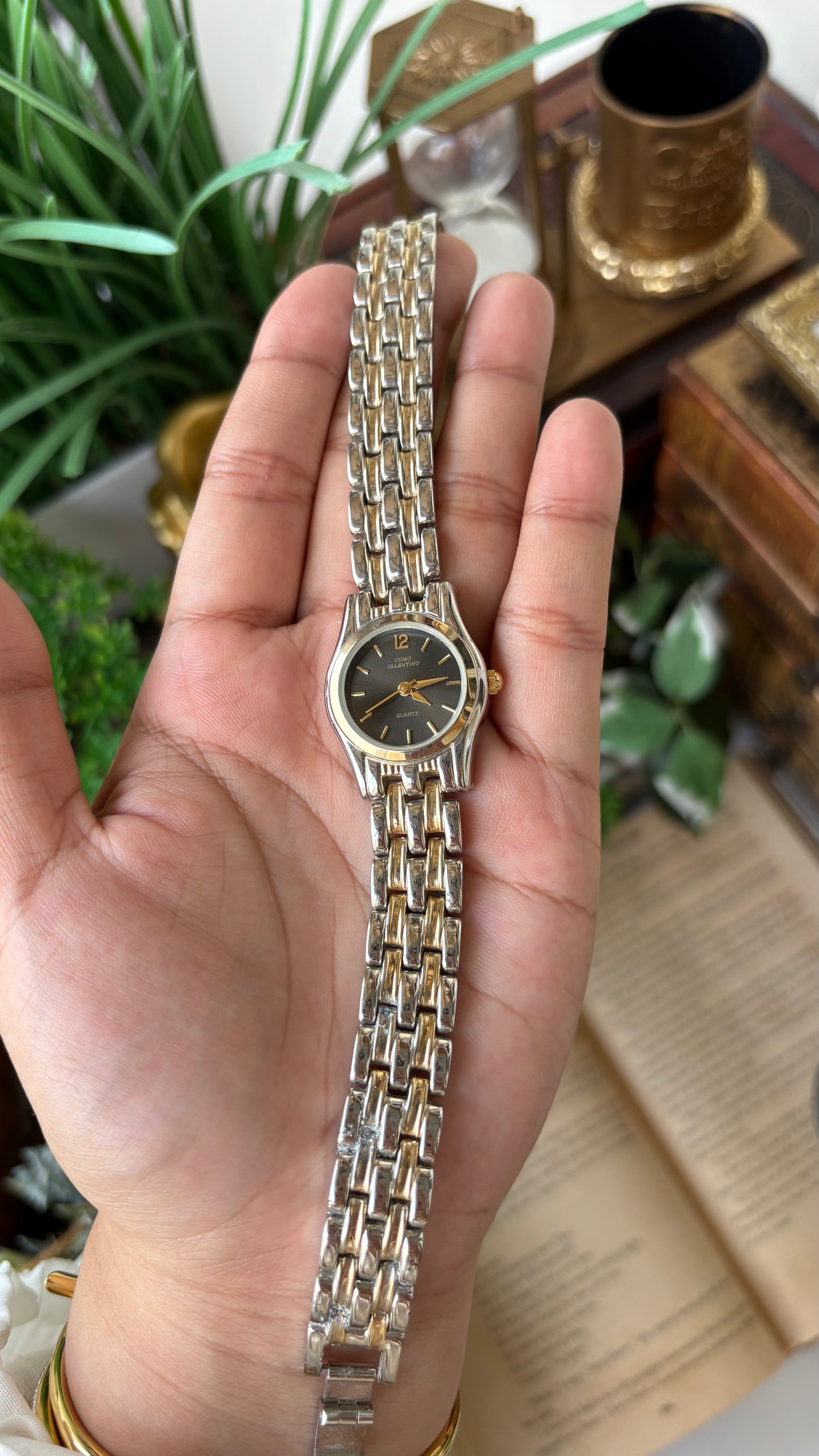 Vintage Como Valentino Classic Watch in Two-Tone Black Silver Dial Japan Quartz