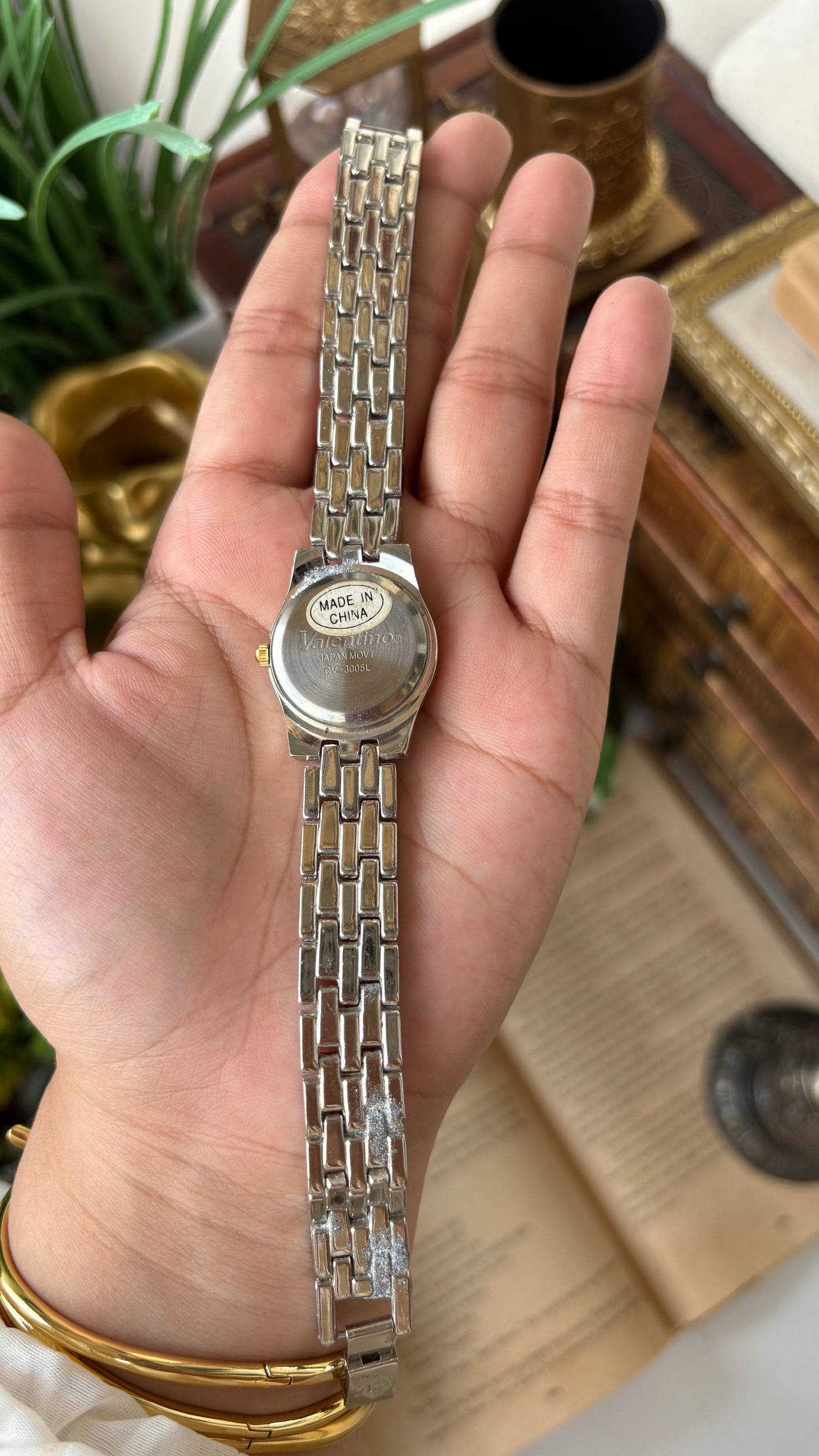 Vintage Como Valentino Classic Watch in Two-Tone Black Silver Dial Japan Quartz