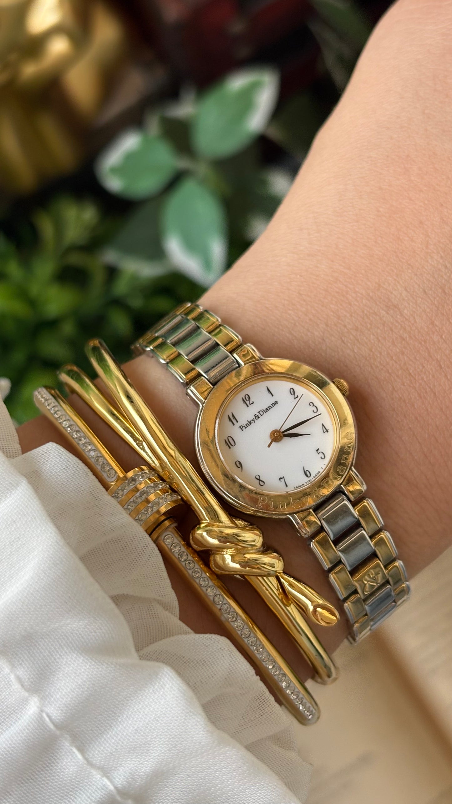 Vintage Pinky & Dianne Elegant Minimalist Watch in Two-Tone Japan Quartz Marie Claire Inspired